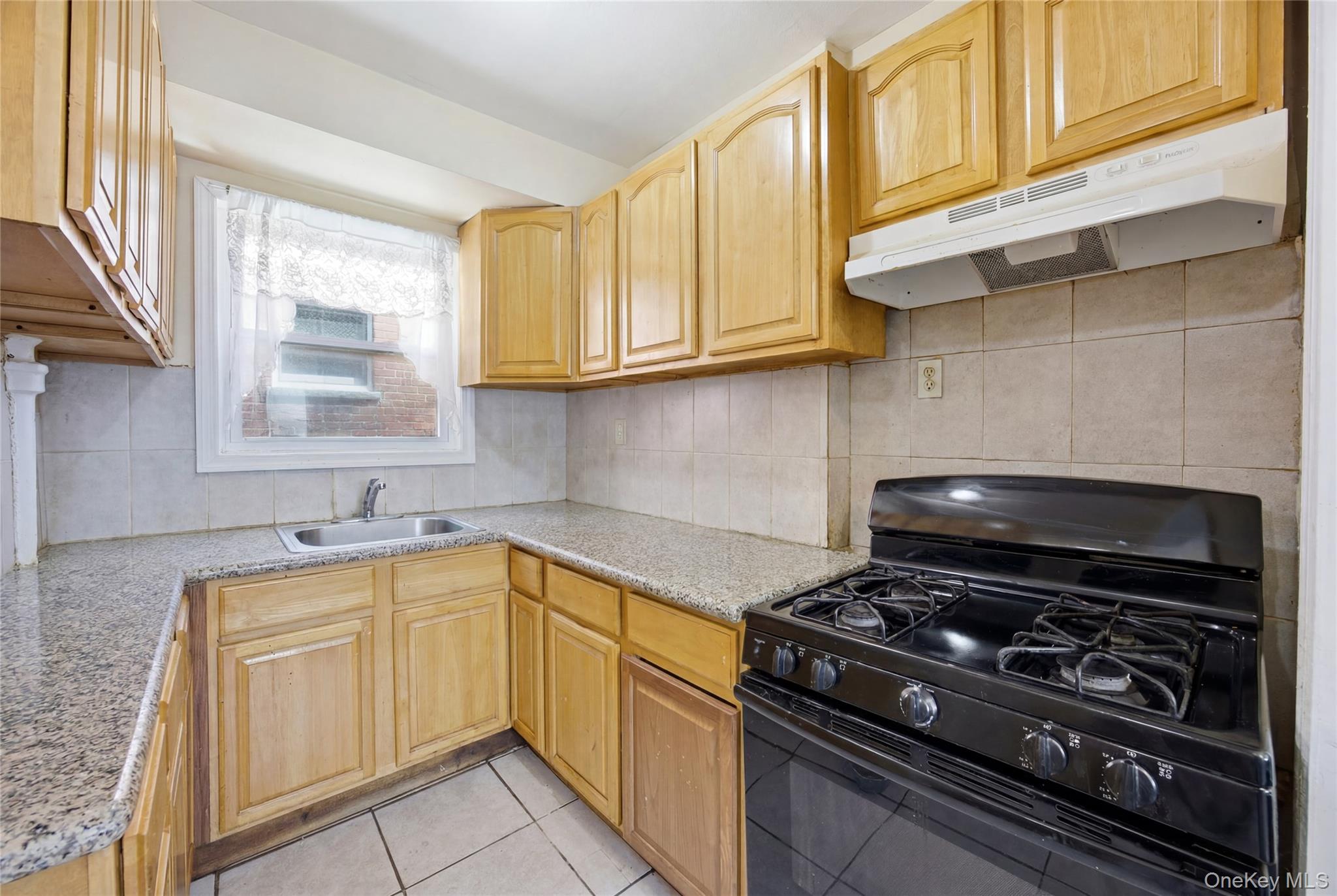 1127 Calhoun Avenue – For Sale photo 10