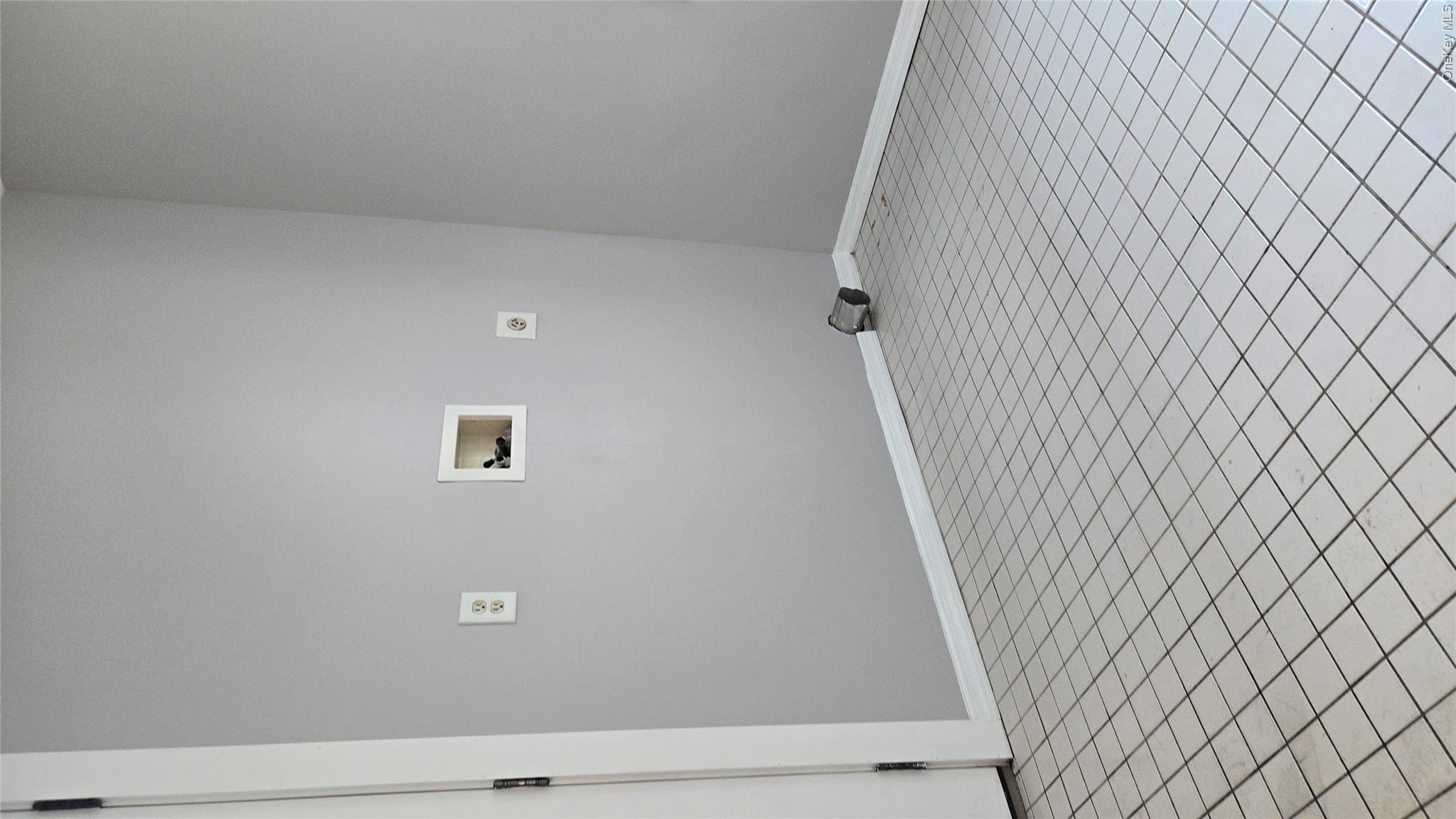 91 Wyman Avenue, Unit 1st Floor photo 11