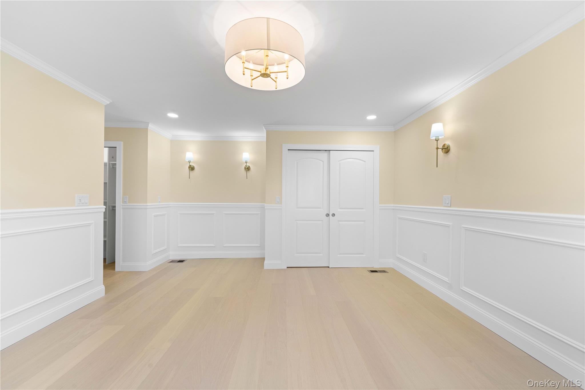 1059 Denton Avenue – For Sale photo 23