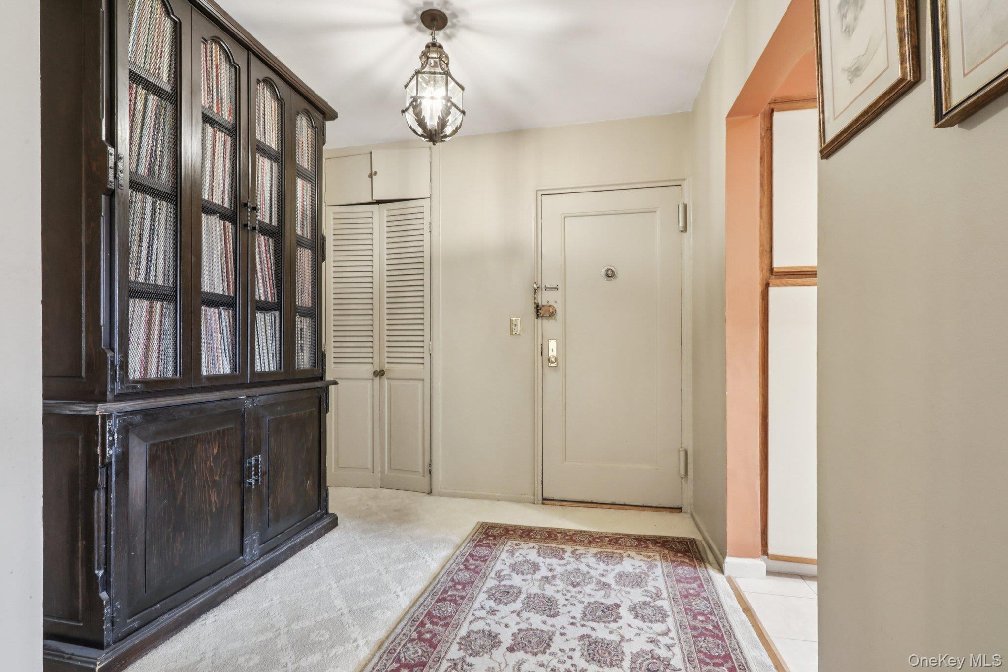 40 Lawrence Drive, Unit A photo 13