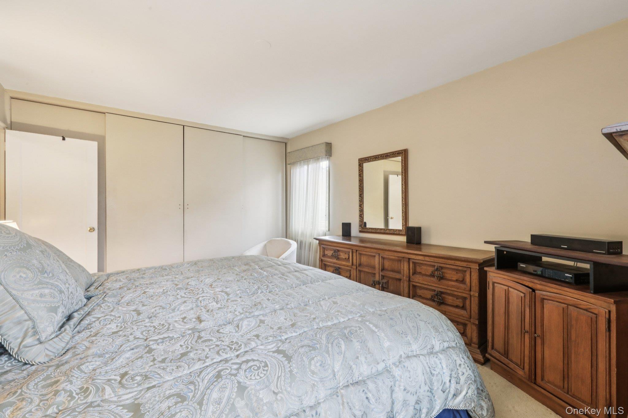 40 Lawrence Drive, Unit A photo 11