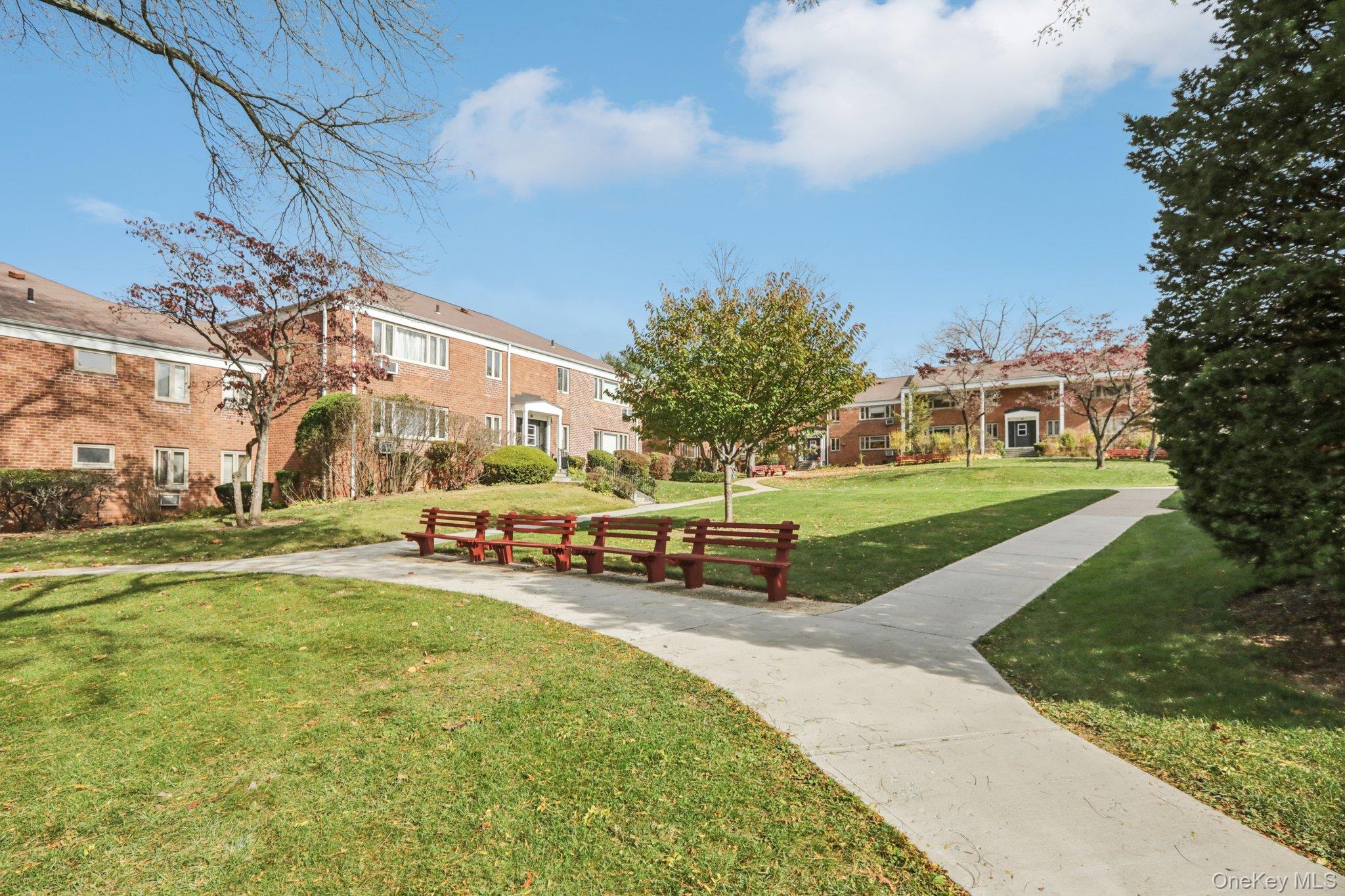 40 Lawrence Drive, Unit A