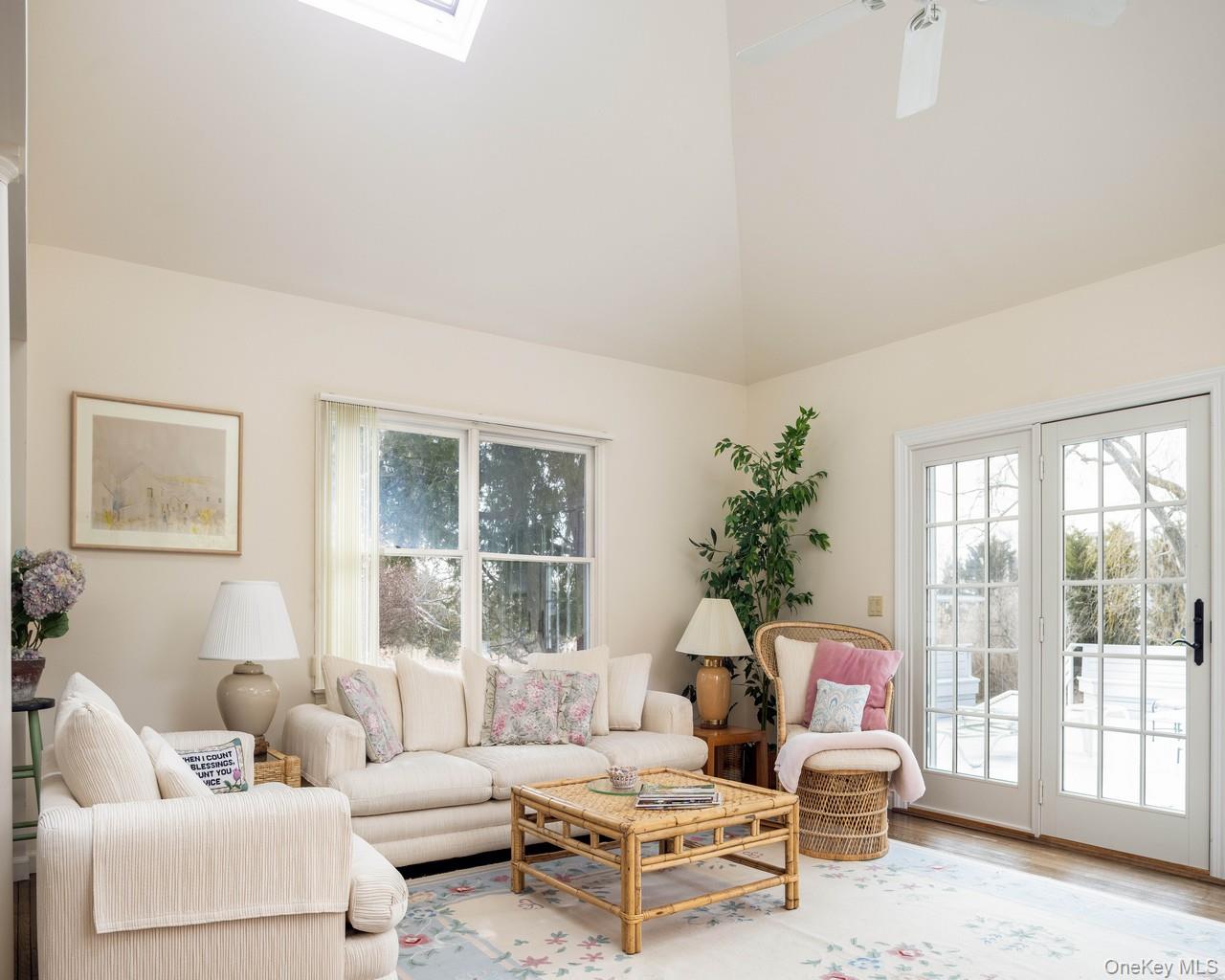 69 Oneck Road – For Rent photo 2