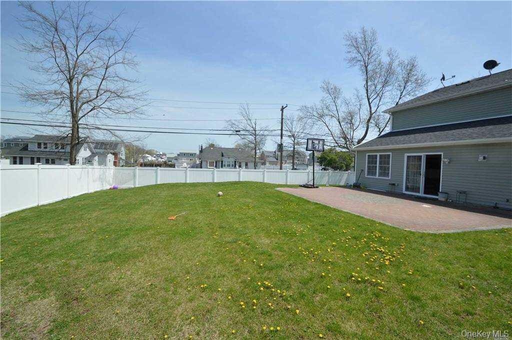 106 Roosevelt Avenue – For Sale photo 19