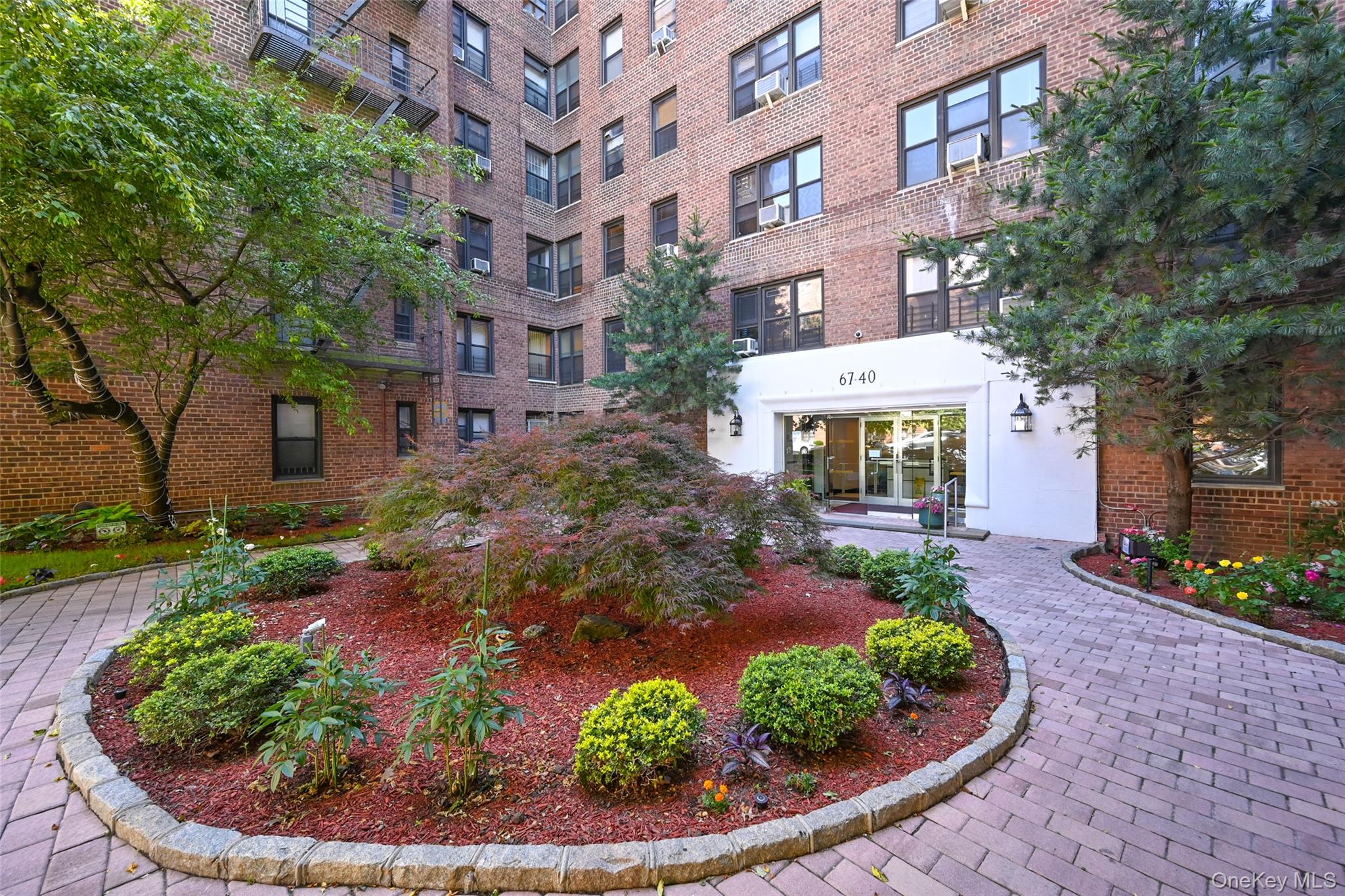 67-40 Yellowstone Boulevard, Unit 4M