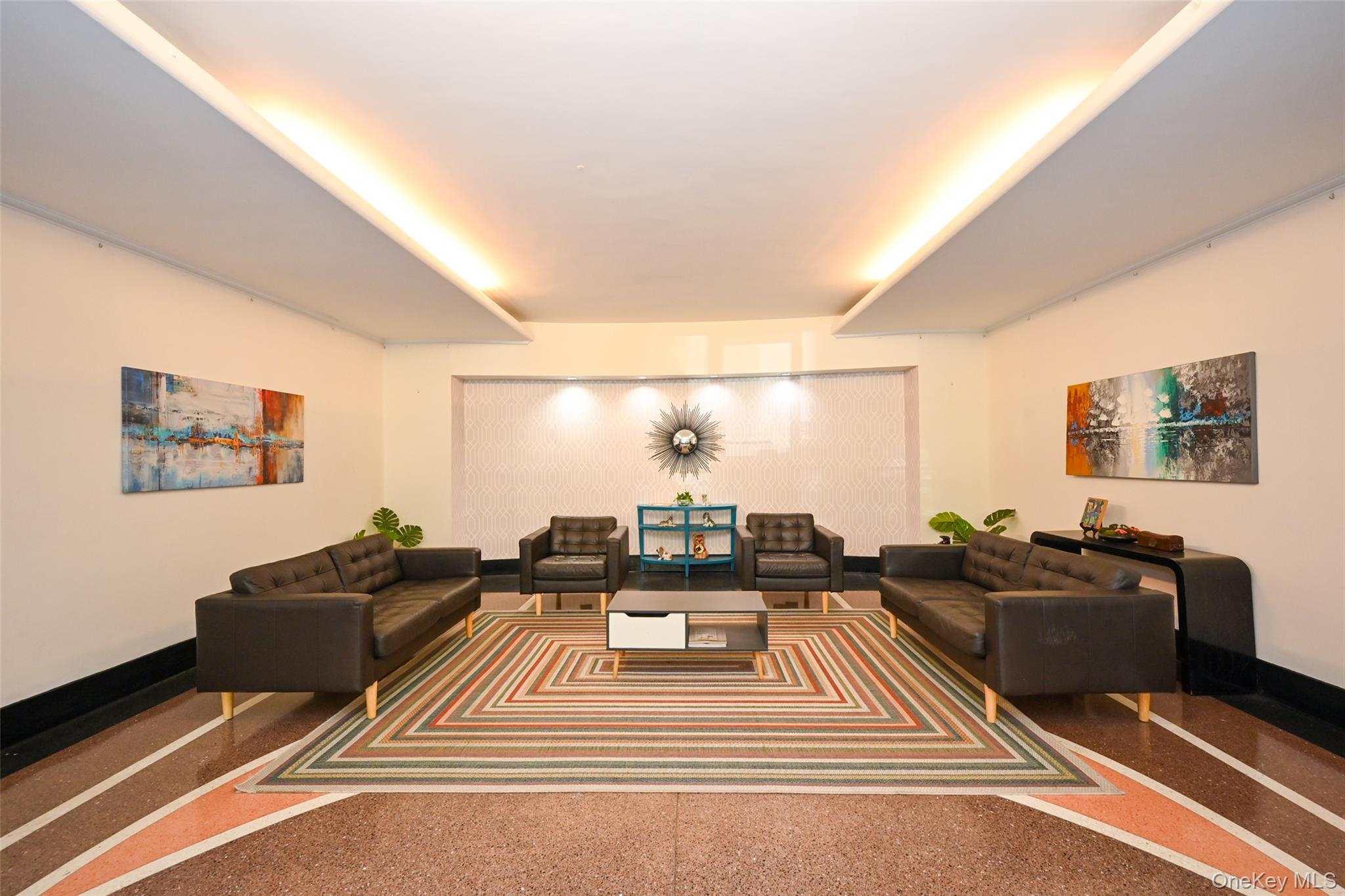 67-40 Yellowstone Boulevard, Unit 4M photo 4