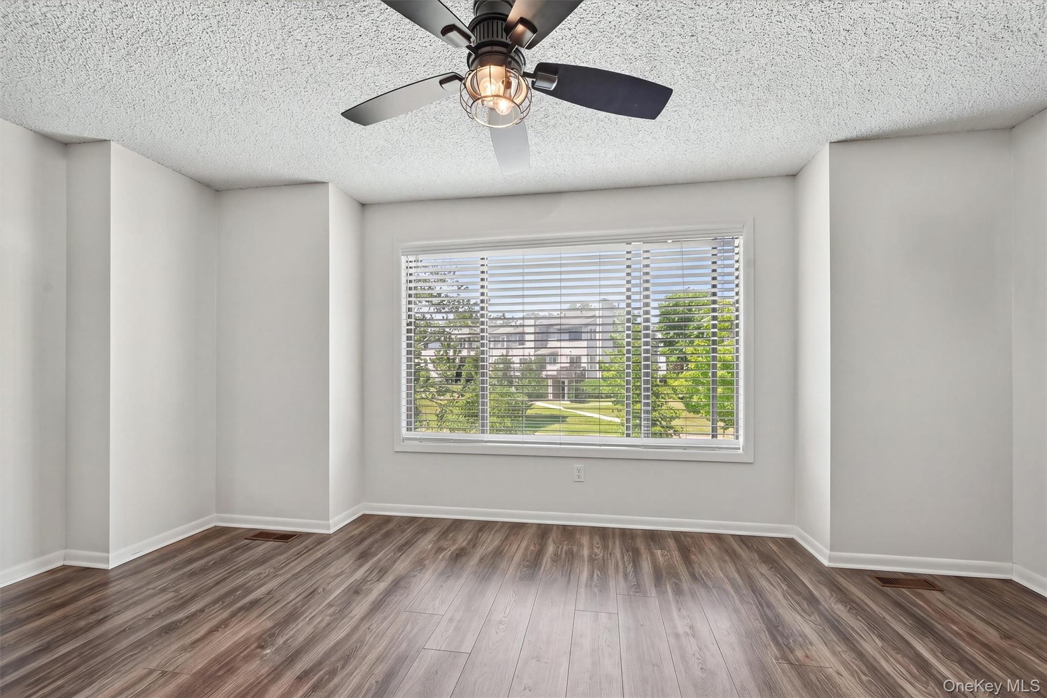 6 Linda Court – For Sale photo 5