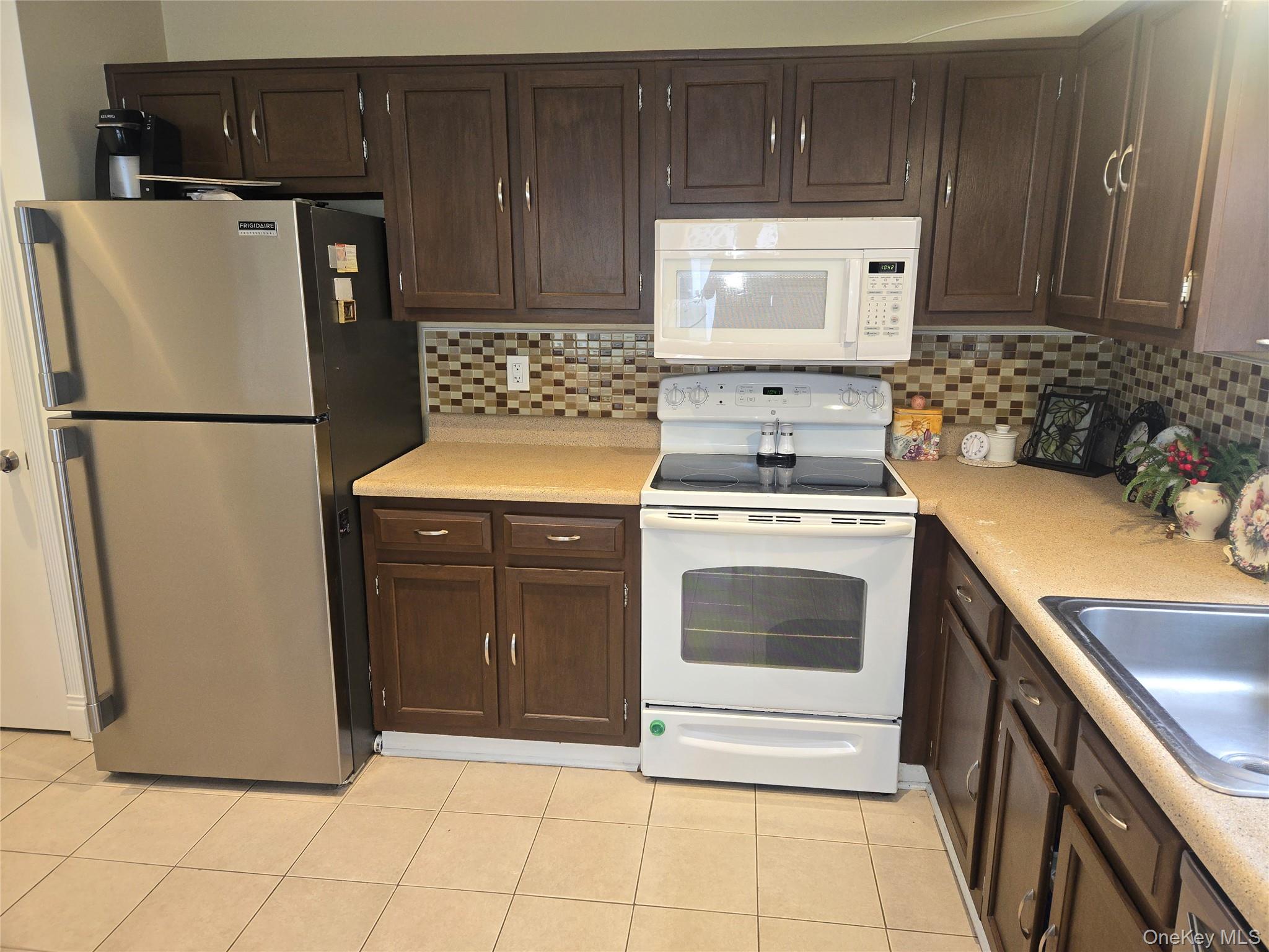 183 Kingston Drive – For Sale photo 11