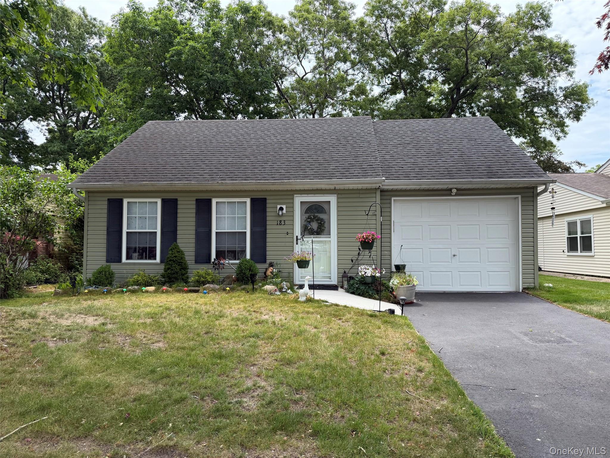 183 Kingston Drive – For Sale