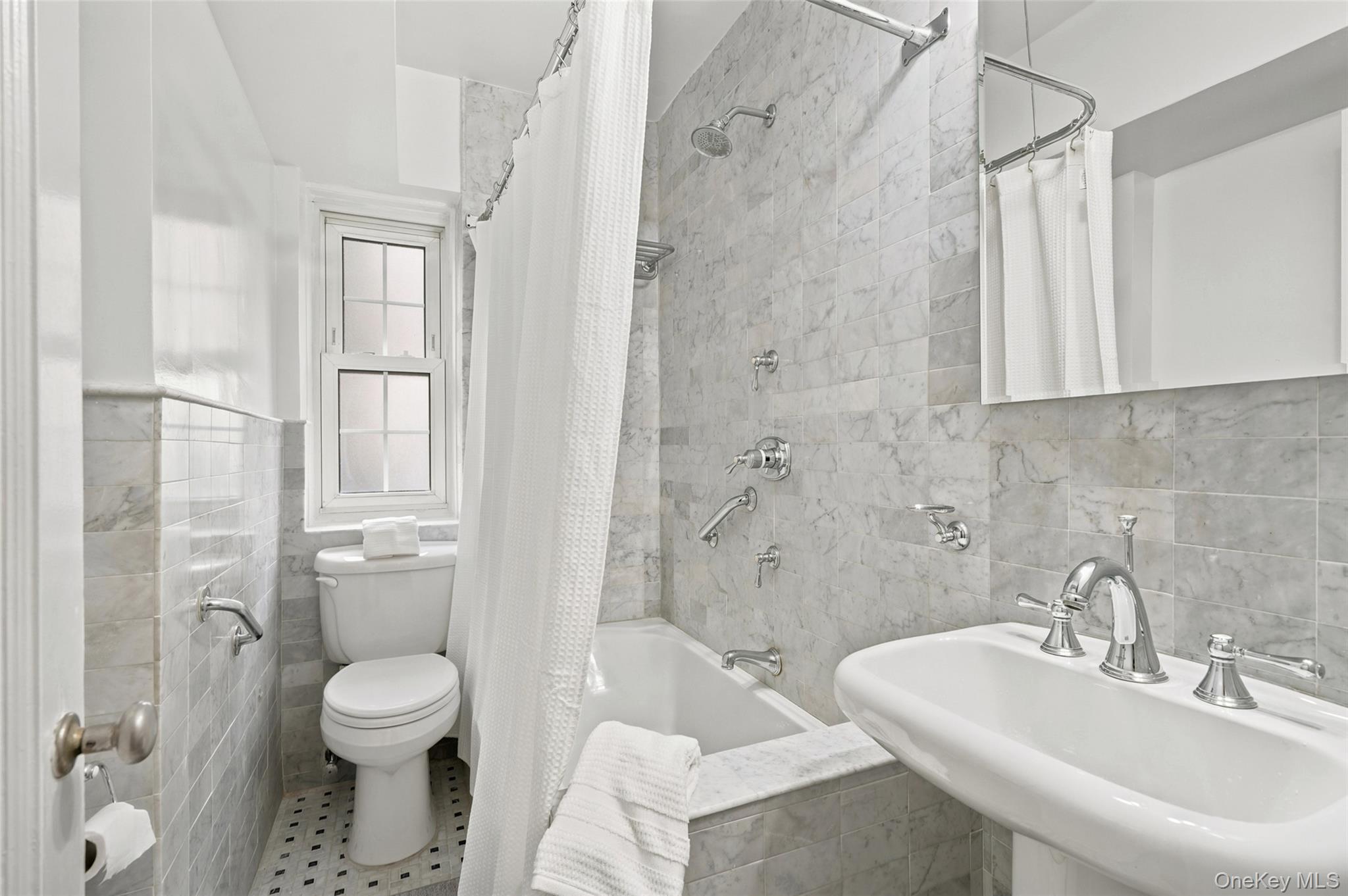 949 Palmer, Unit 1R photo 16