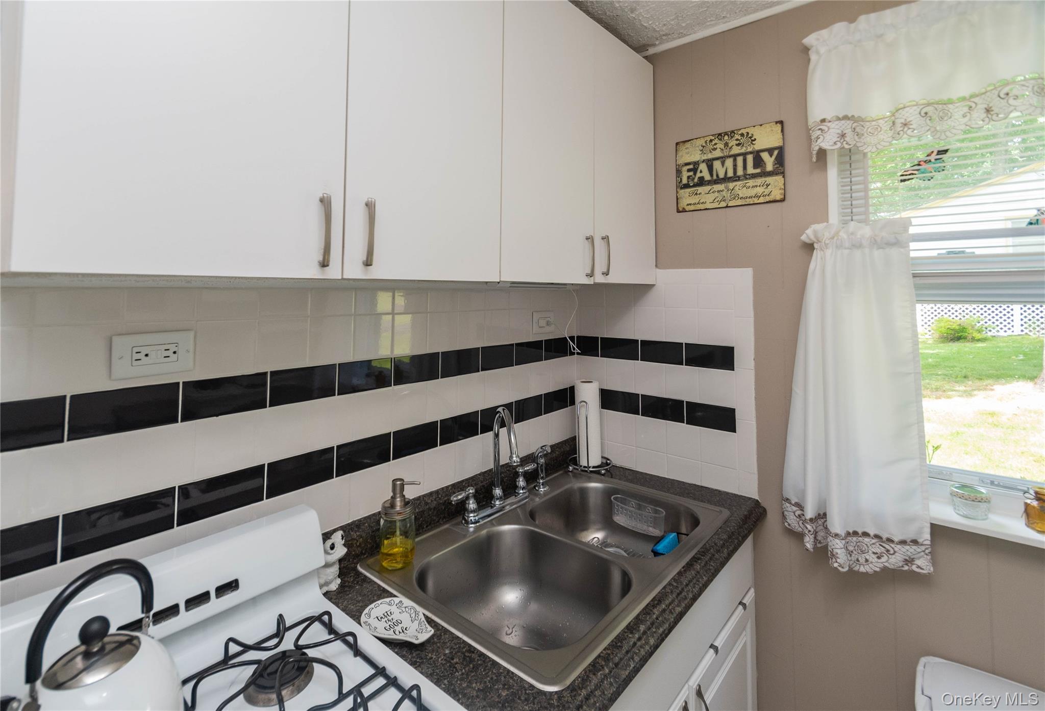 7 Brodie Road, Unit 23 photo 8