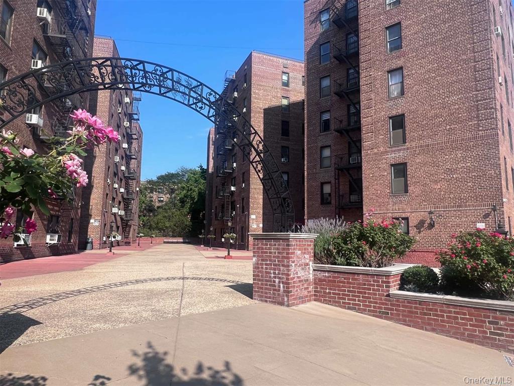 83-75 Woodhaven Boulevard, Unit LB10
