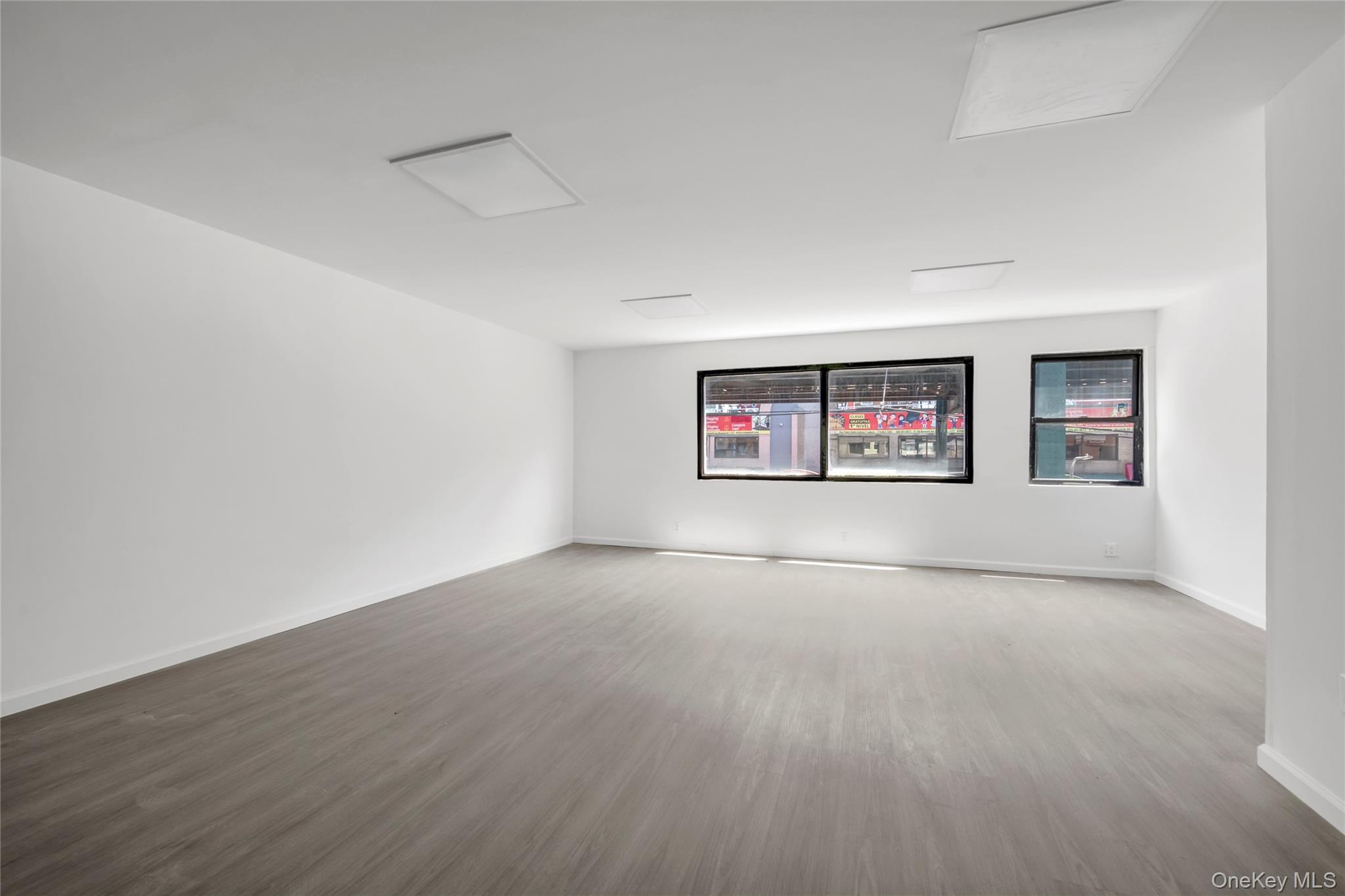 67-05 Roosevelt Avenue – For Sale photo 11