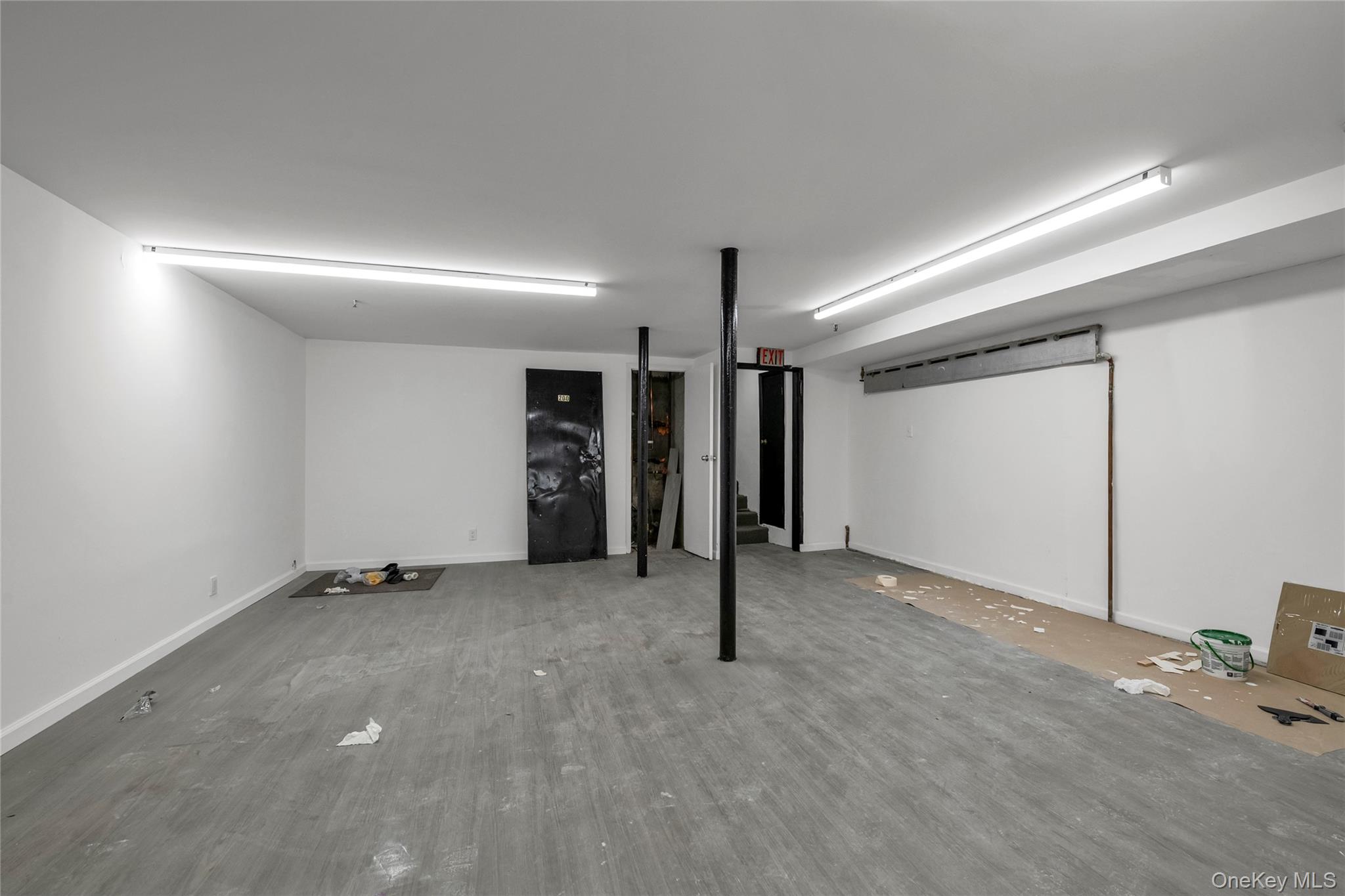 67-05 Roosevelt Avenue – For Sale photo 17