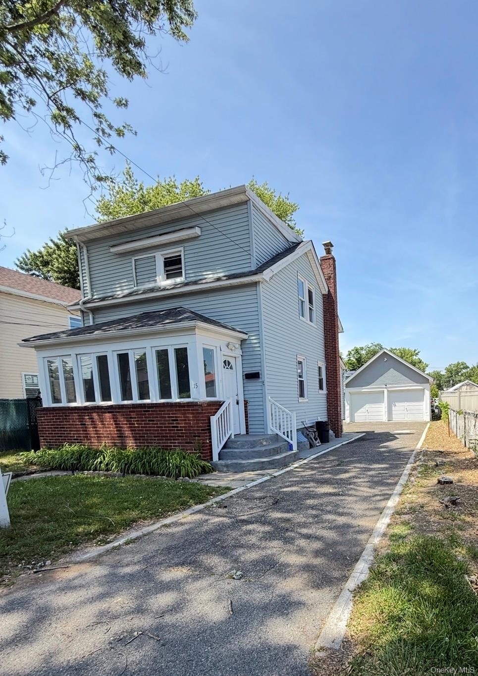 15 Mirin Avenue – For Sale
