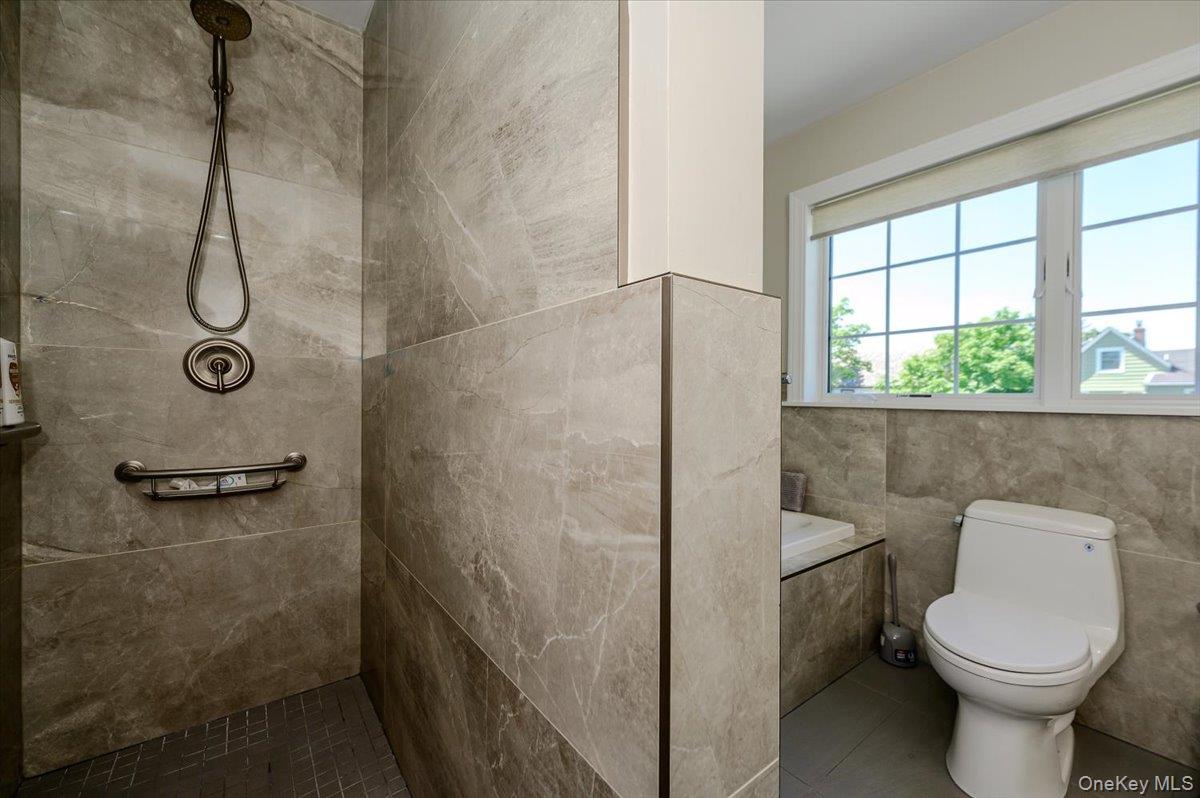 345 Washington Avenue – For Sale photo 16