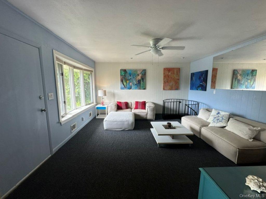 3 Wind Mill Lane – For Rent photo 2