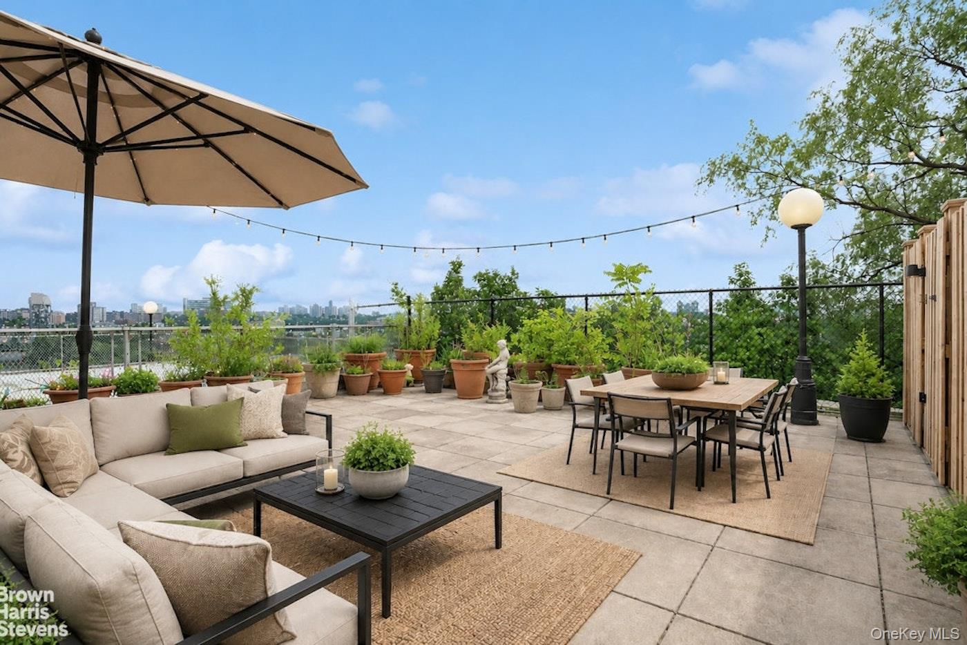 2400 Johnson Avenue, Unit 1K