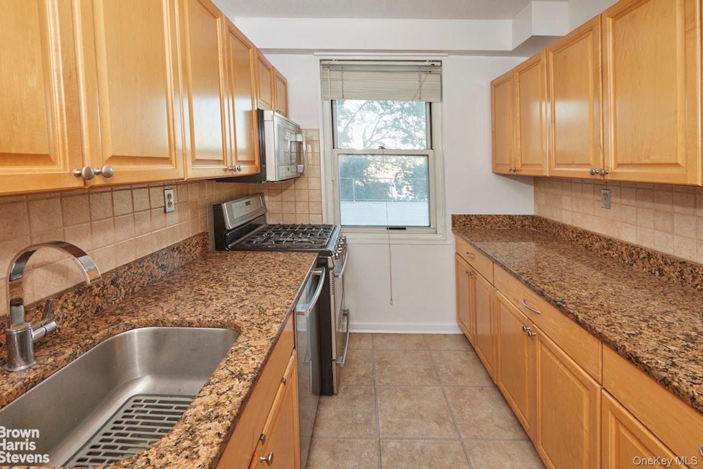 2400 Johnson Avenue, Unit 1K photo 19
