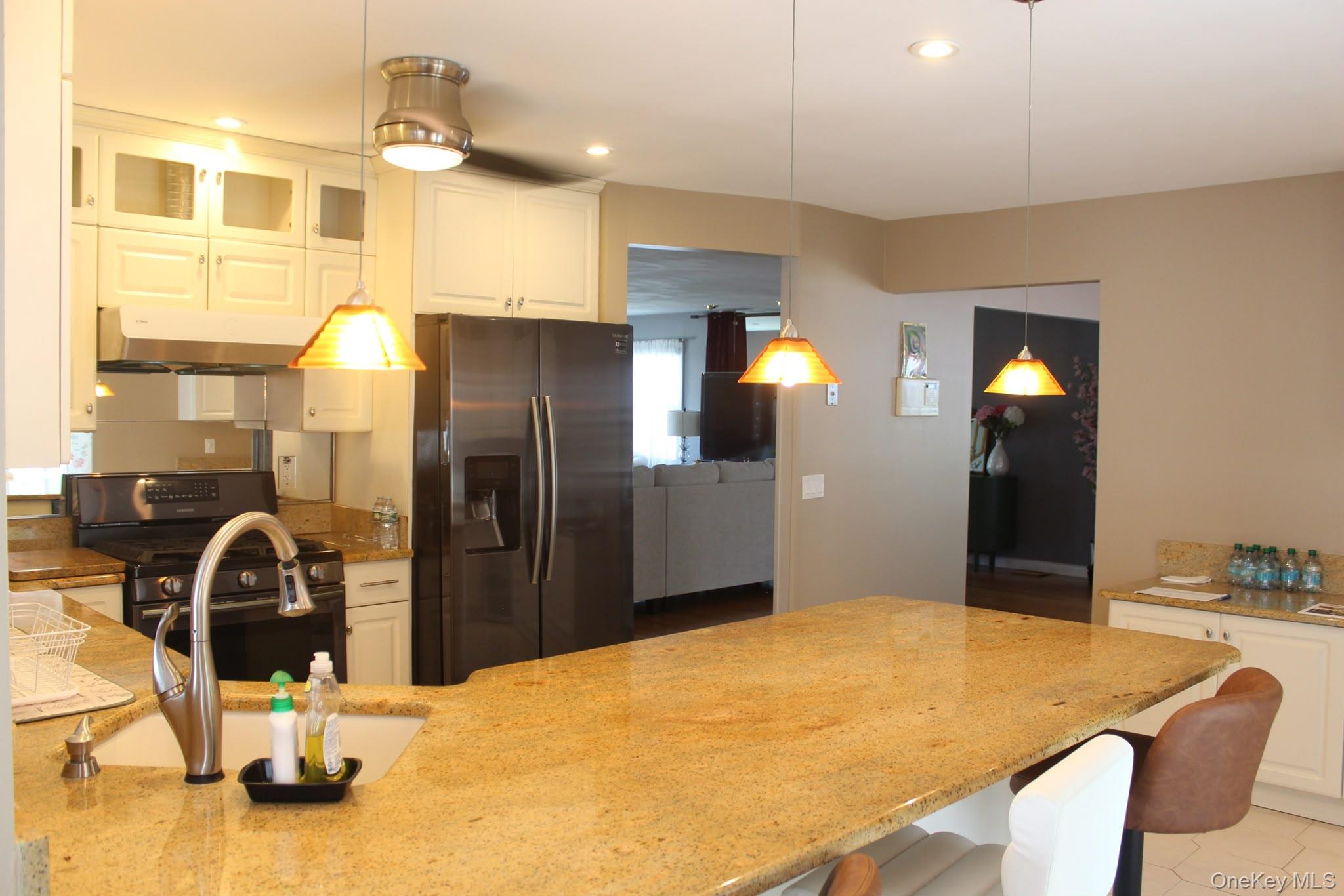 280 Park Avenue W – For Sale photo 6