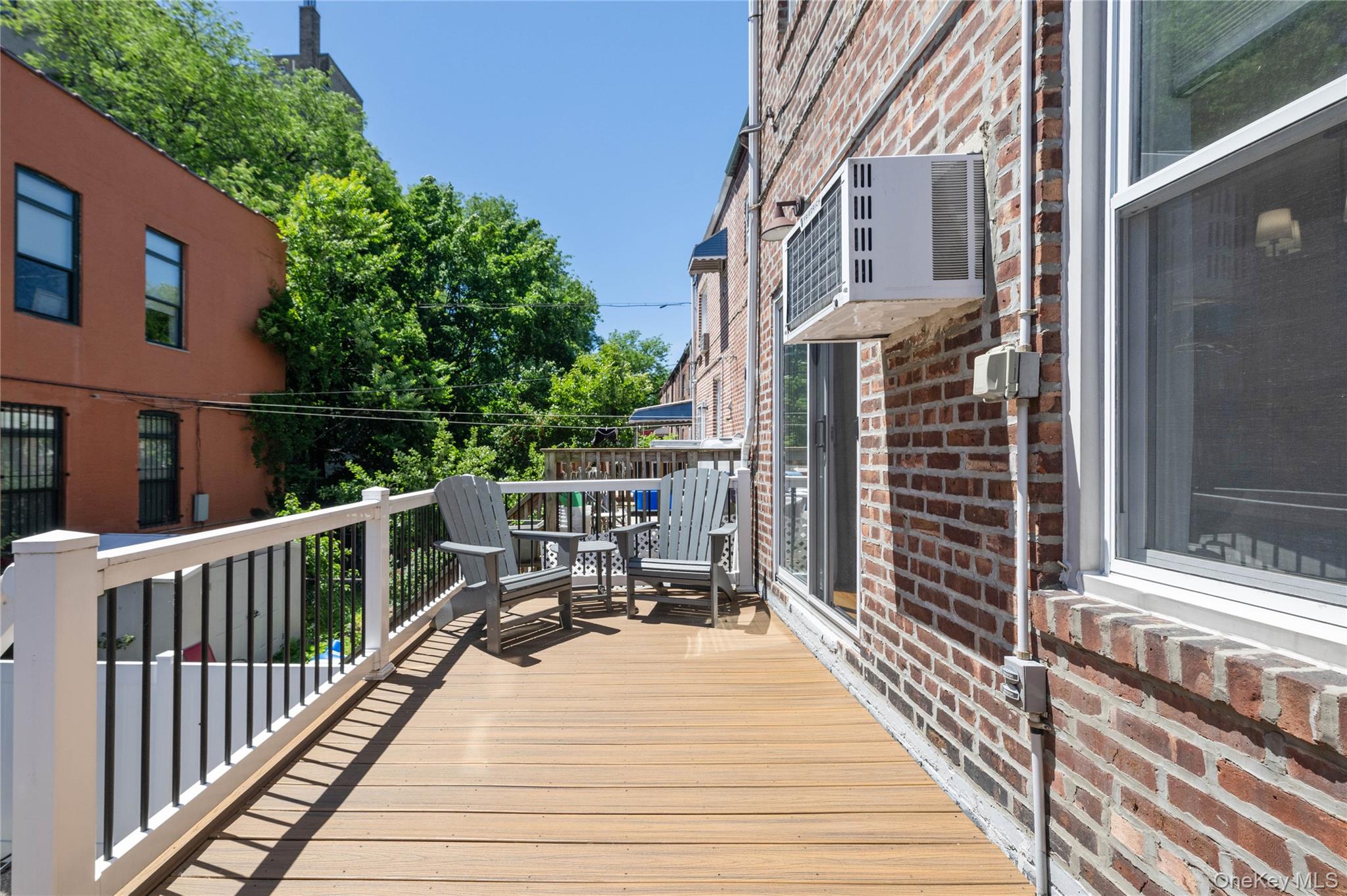 3446 Corlear Avenue, Unit 1 photo 14