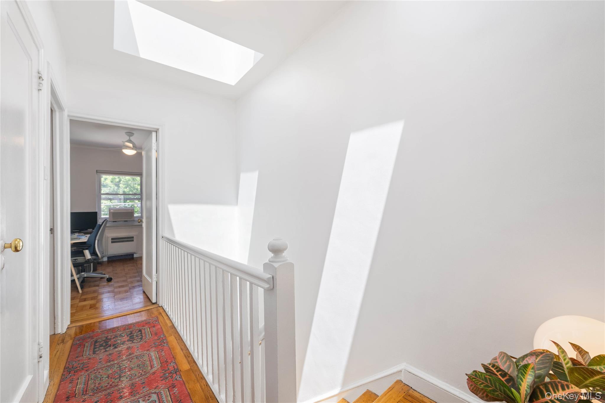 3446 Corlear Avenue, Unit 1 photo 11