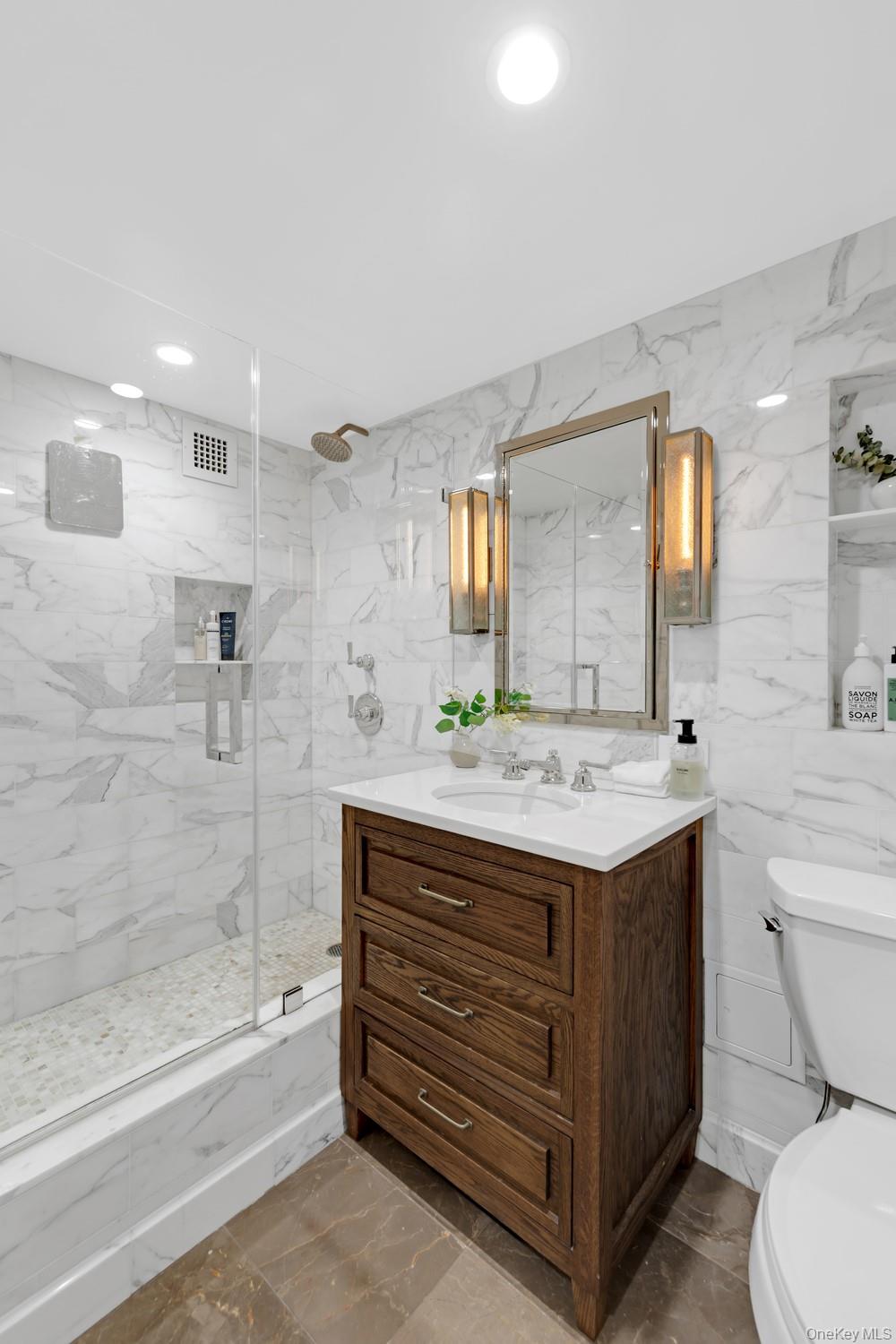 305 2nd Avenue, Unit 716 photo 10