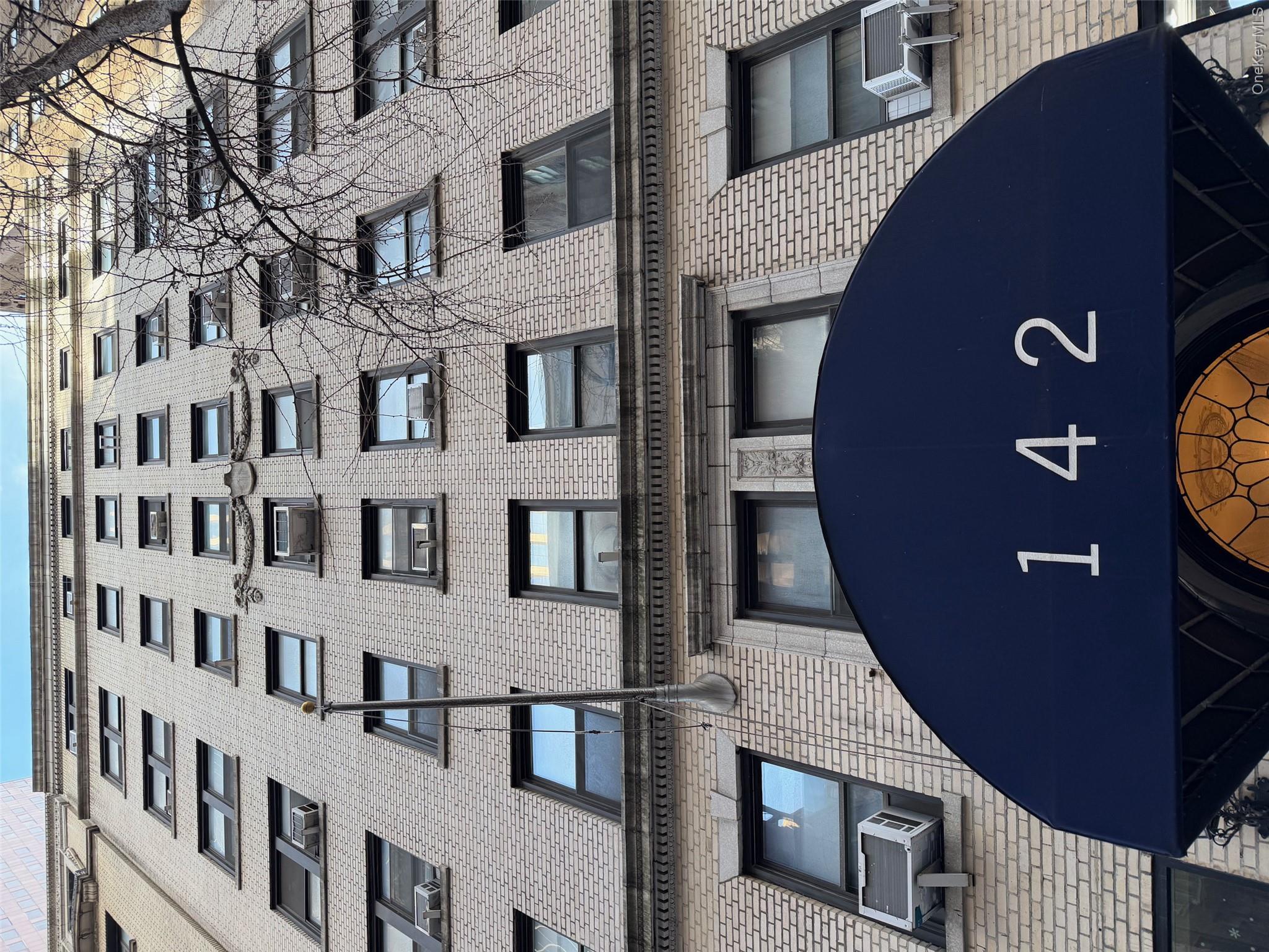 142 E 49th Street, Unit 5B photo 5