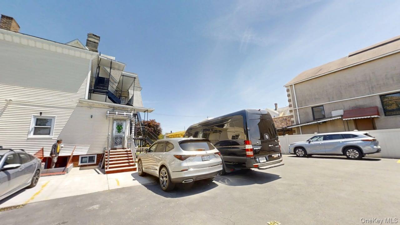38 N 10th Avenue – For Sale photo 4