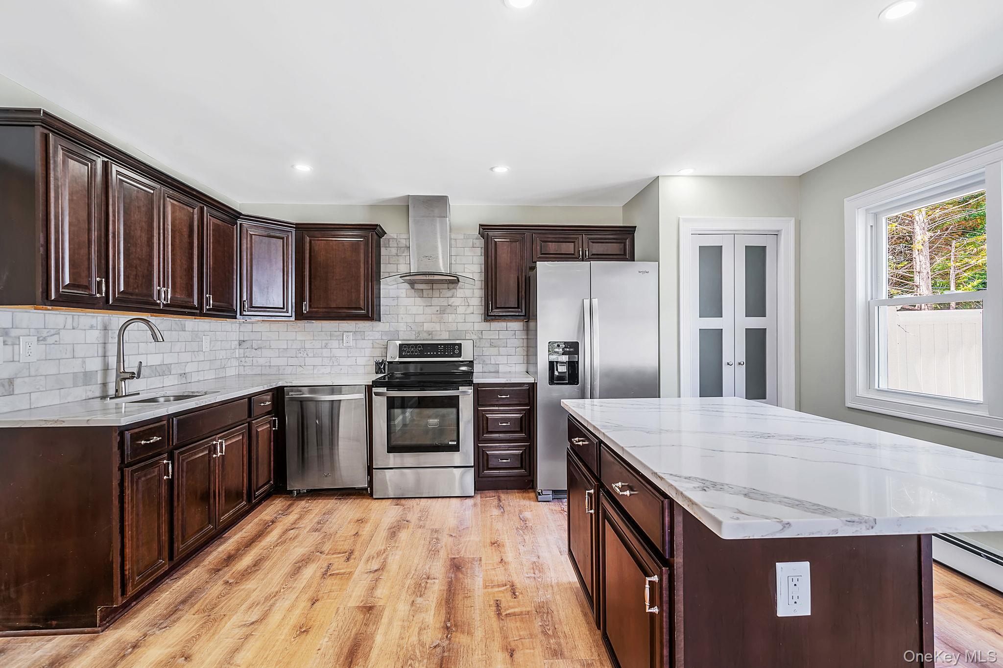 130 Greenbelt Parkway – For Sale photo 16