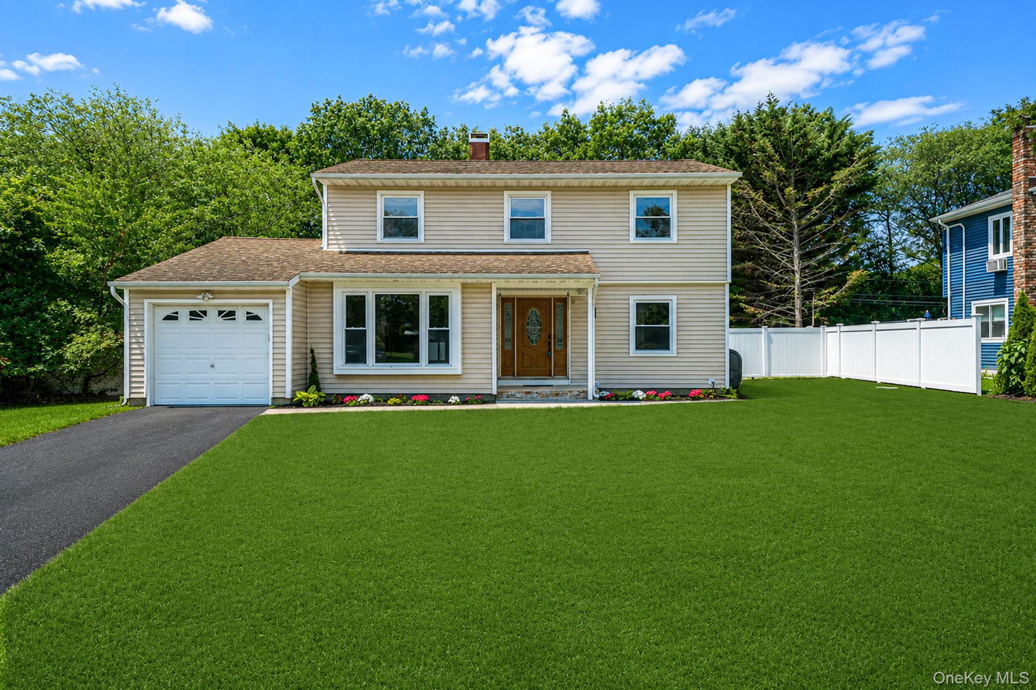 130 Greenbelt Parkway – For Sale