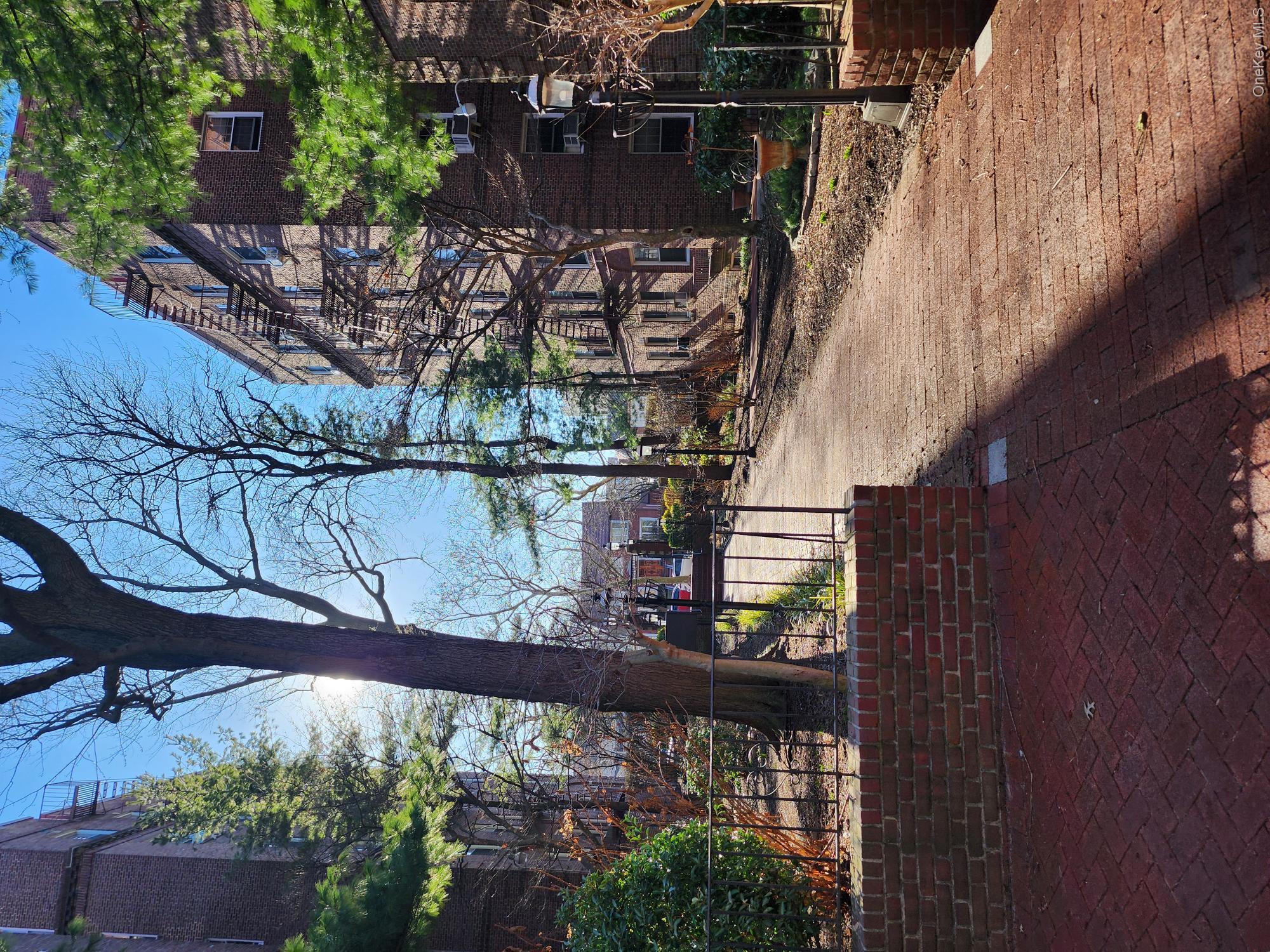 117-01 Park Lane South, Unit C2M photo 9