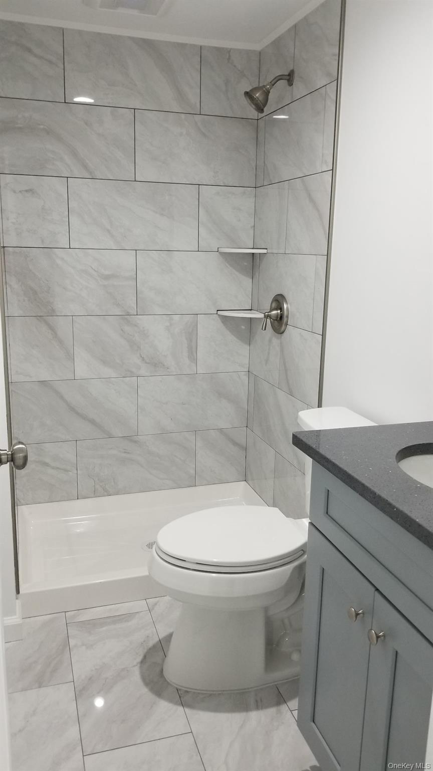 21 Adamson Street – For Rent photo 3
