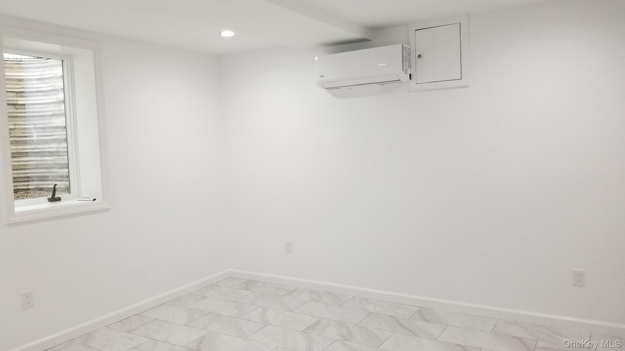 21 Adamson Street – For Rent photo 4