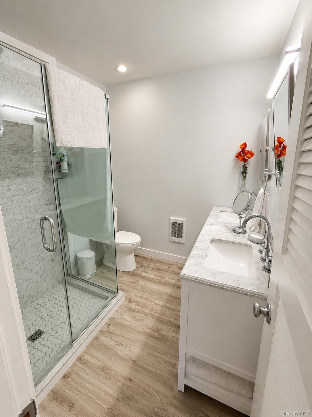 C-133 Harbor Walk, Unit 133 photo 6