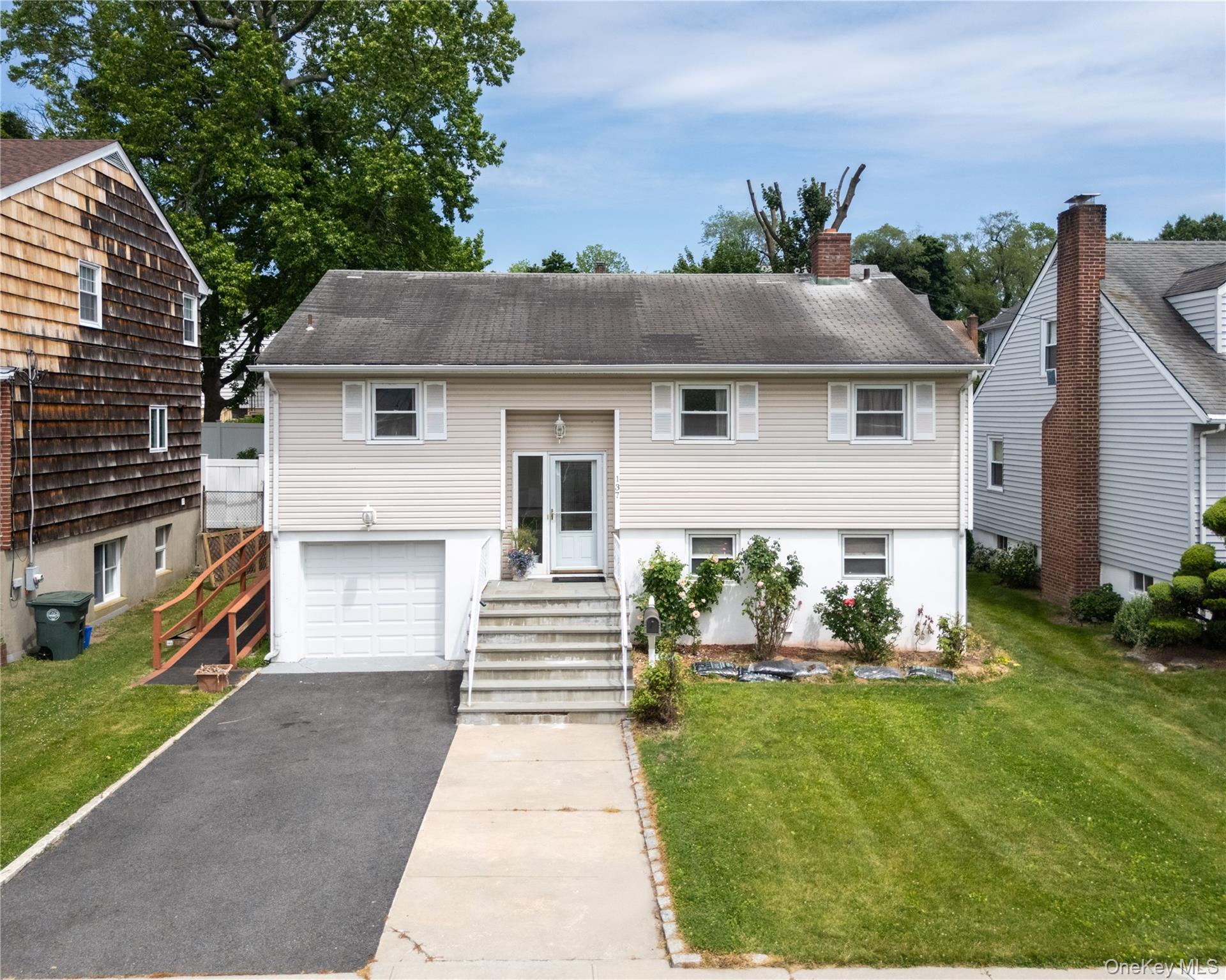 137 Breckenridge Avenue – For Sale