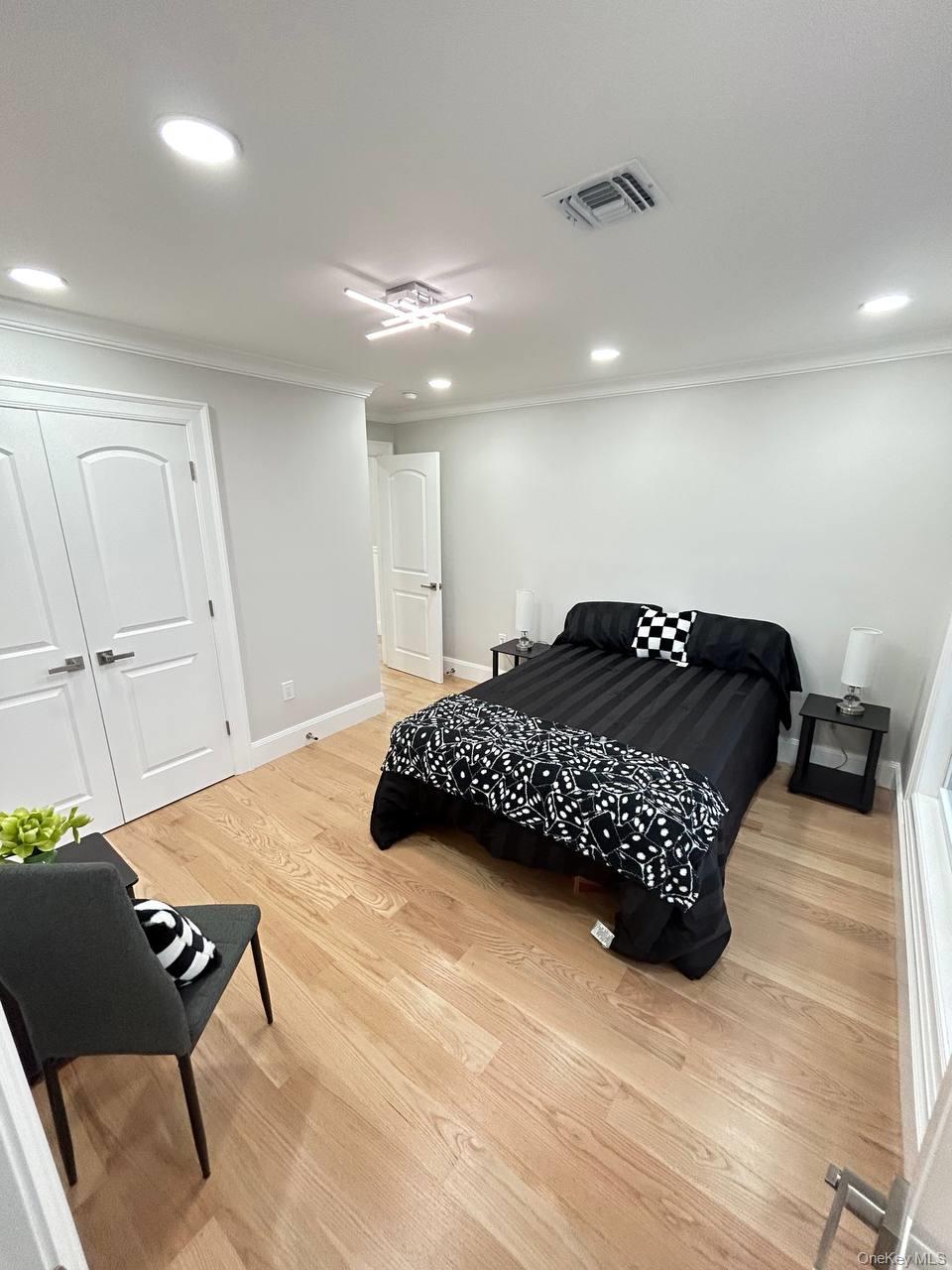 2450 Florin Court Bellmore – For Sale photo 40