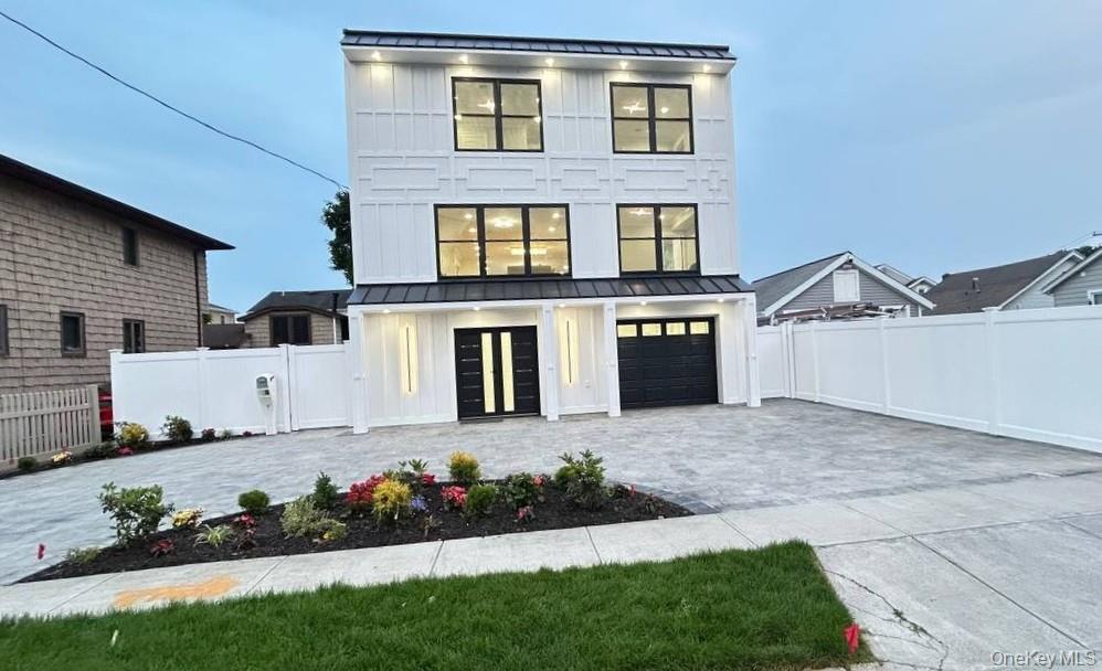 2450 Florin Court Bellmore – For Sale photo 3