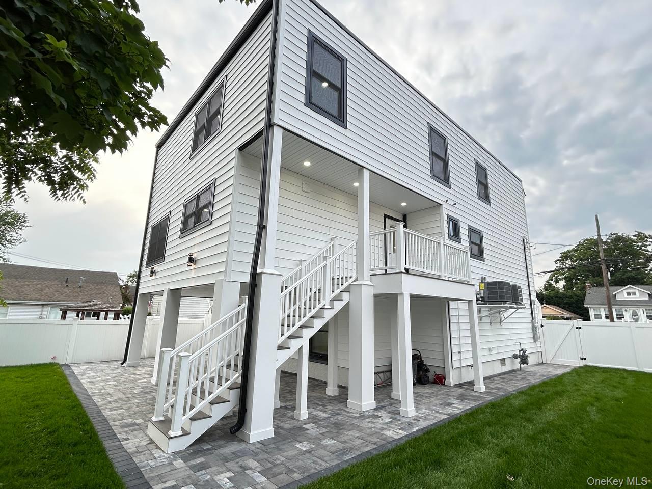 2450 Florin Court Bellmore – For Sale photo 48