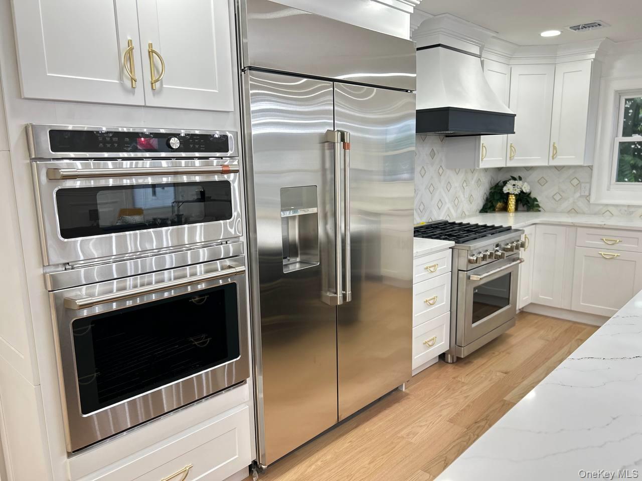 2450 Florin Court Bellmore – For Sale photo 10