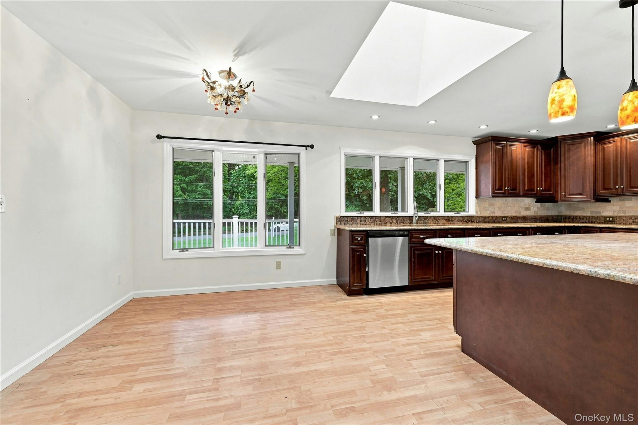 6 Winfield Drive – For Sale photo 8