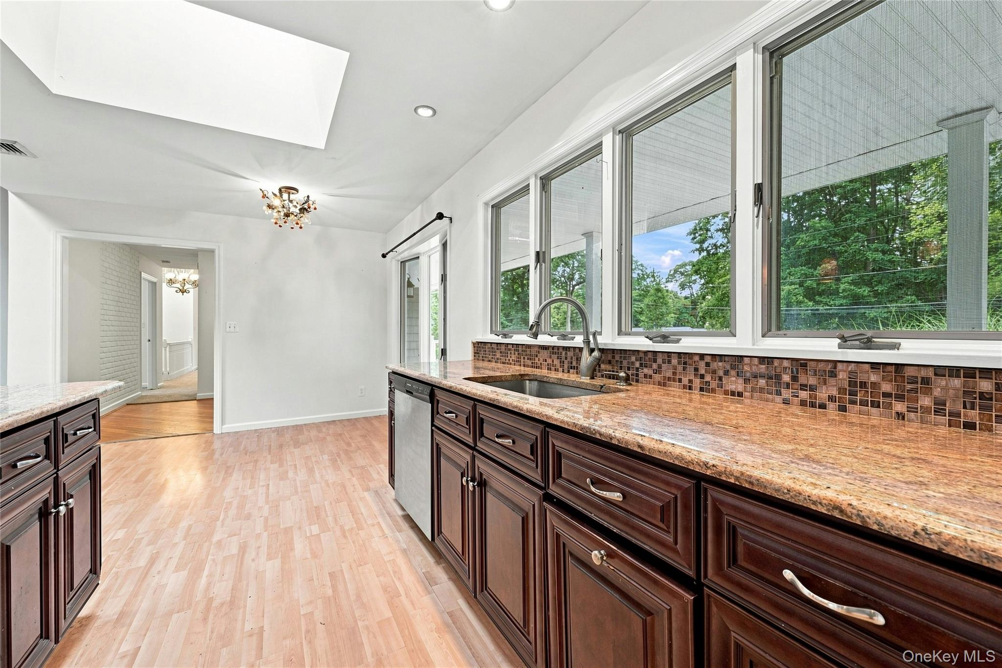 6 Winfield Drive – For Sale photo 12
