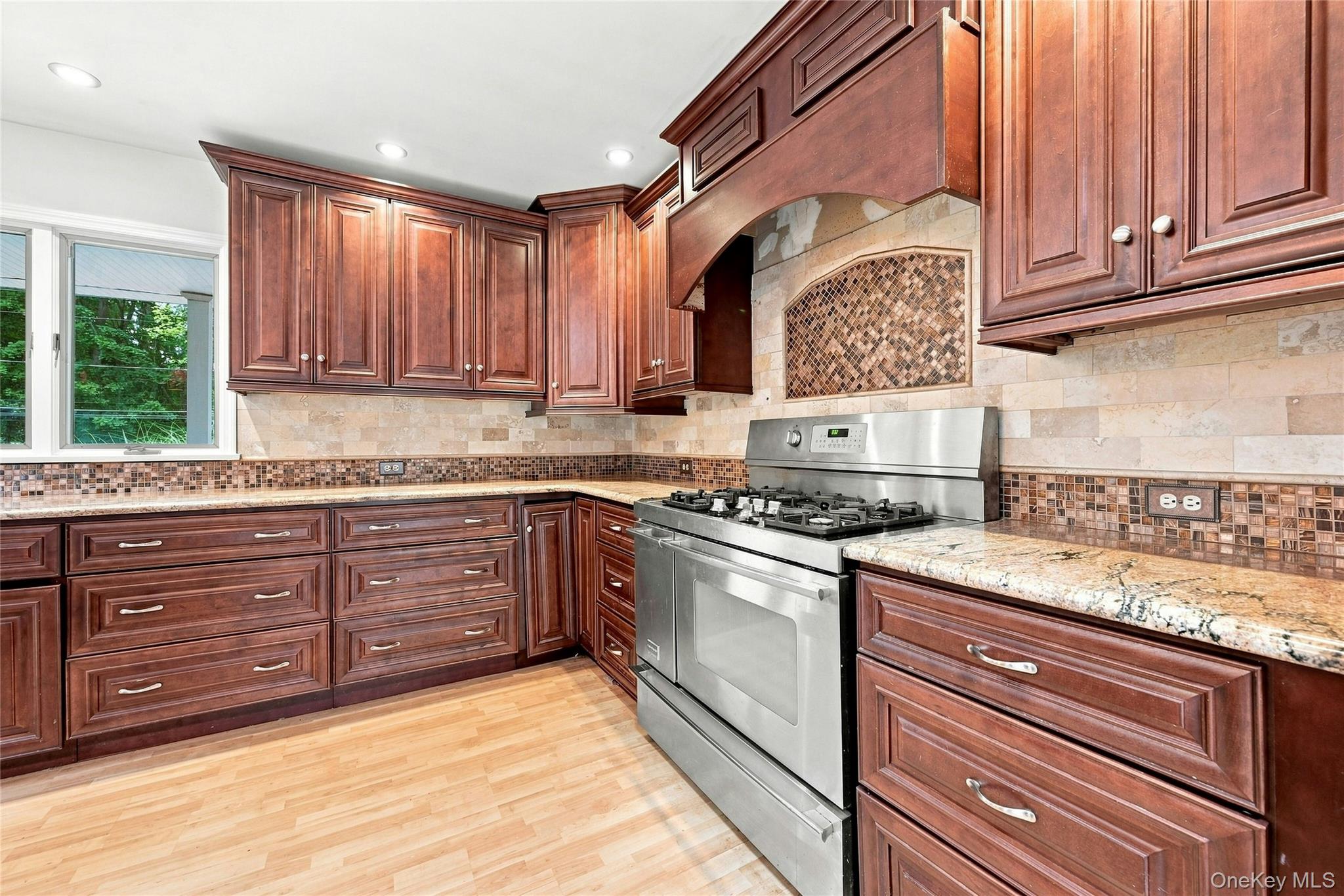 6 Winfield Drive – For Sale photo 10