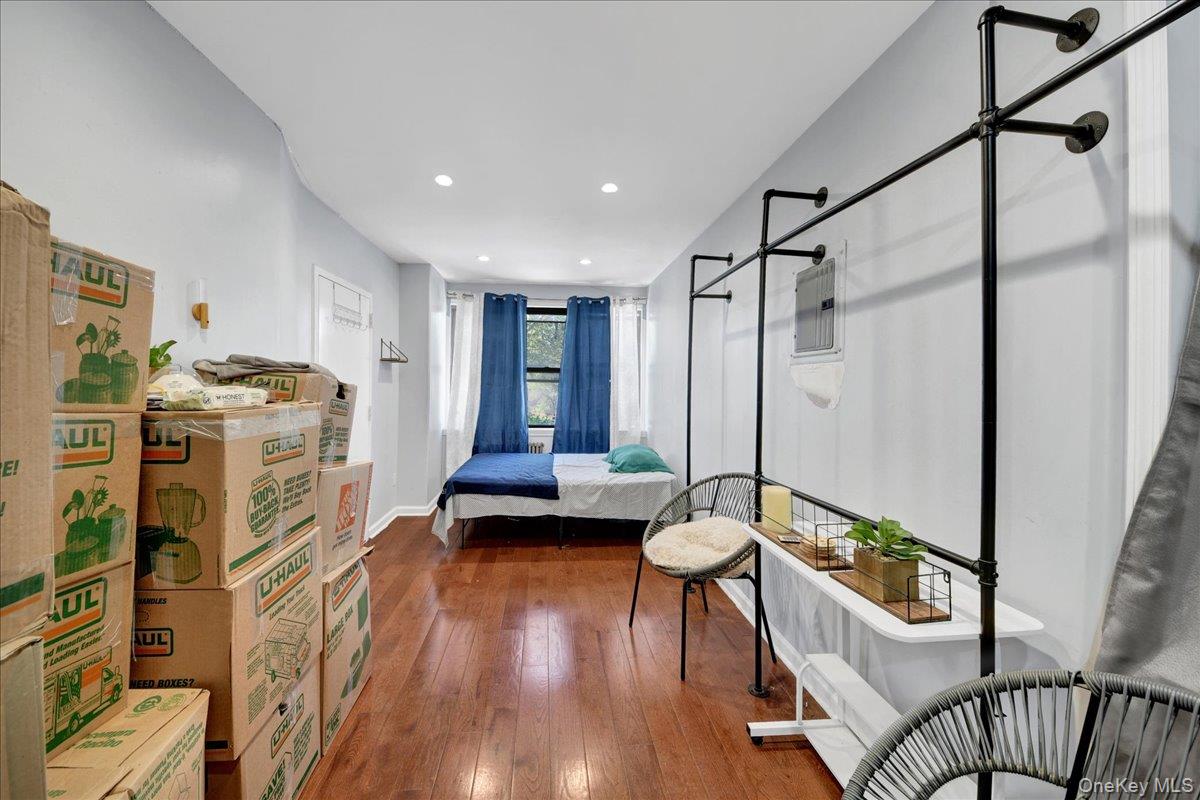 1748 Cross Bronx Expressway – For Sale photo 4