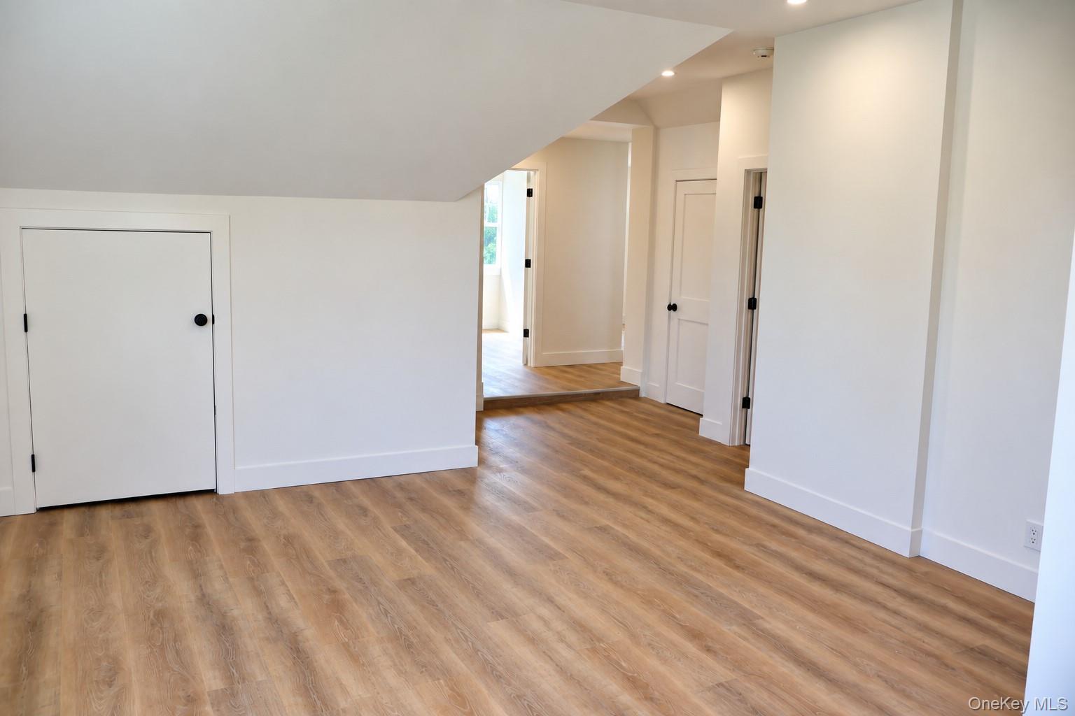 32 Office Space Chichester Avenue – For Rent photo 3