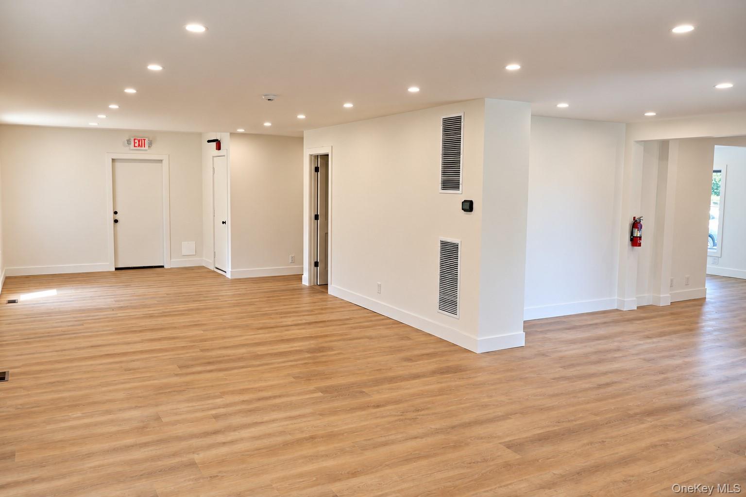 32 Office Space Chichester Avenue – For Rent photo 3