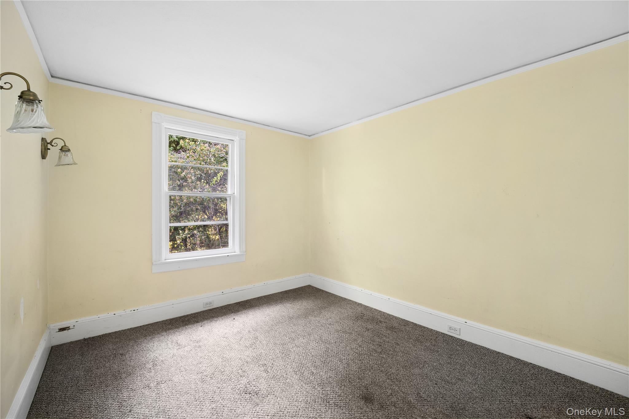 25 River Road – For Sale photo 13
