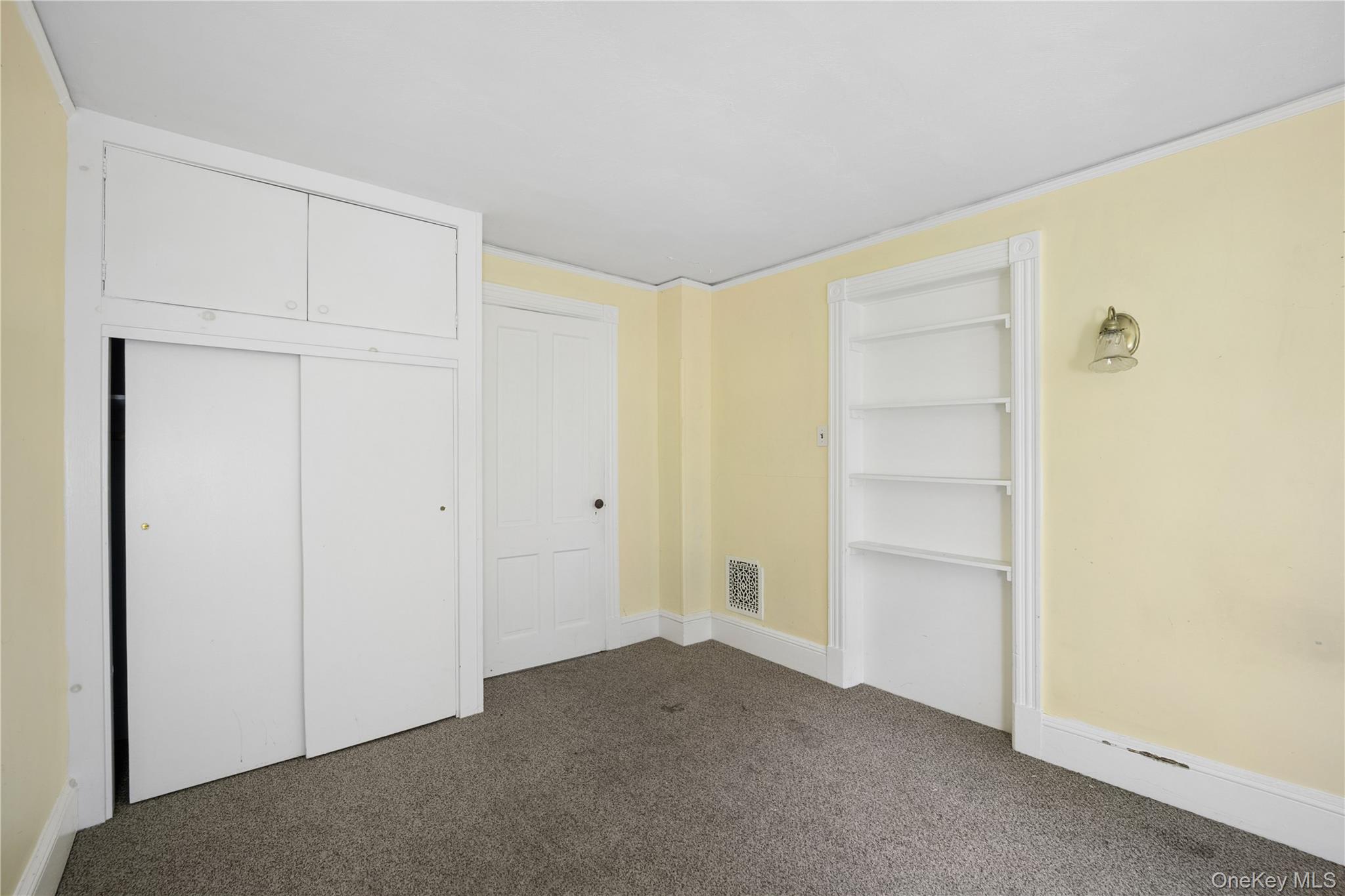 25 River Road – For Sale photo 12