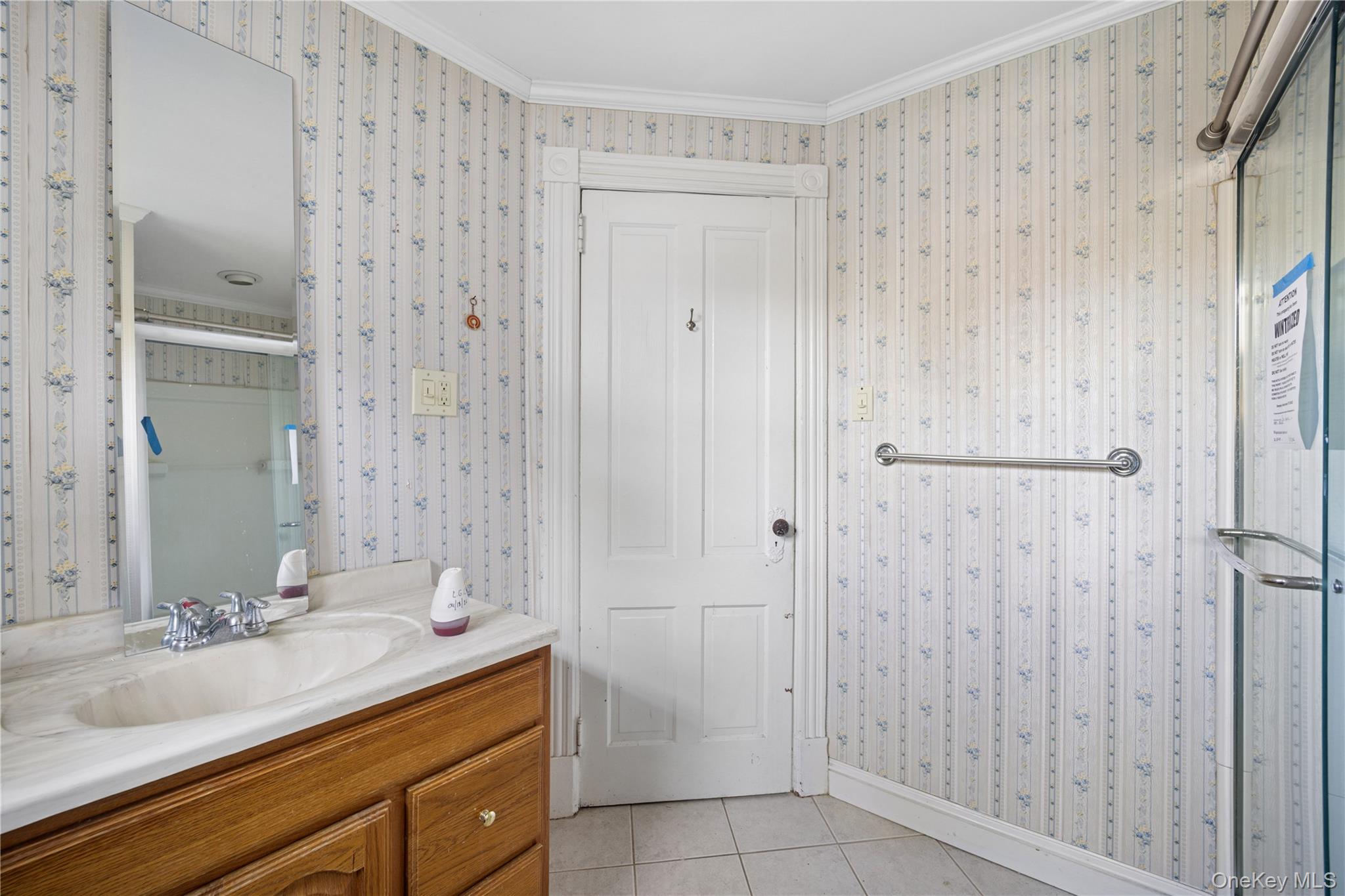 25 River Road – For Sale photo 17