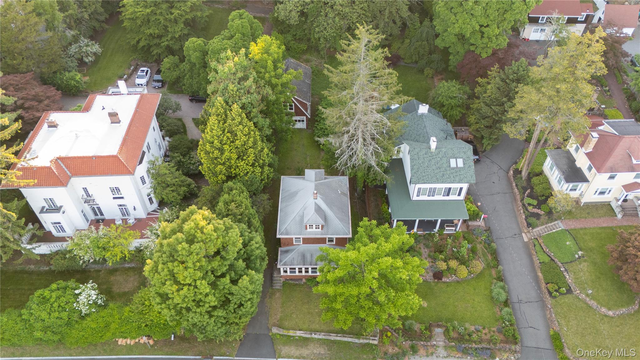 25 River Road – For Sale photo 25